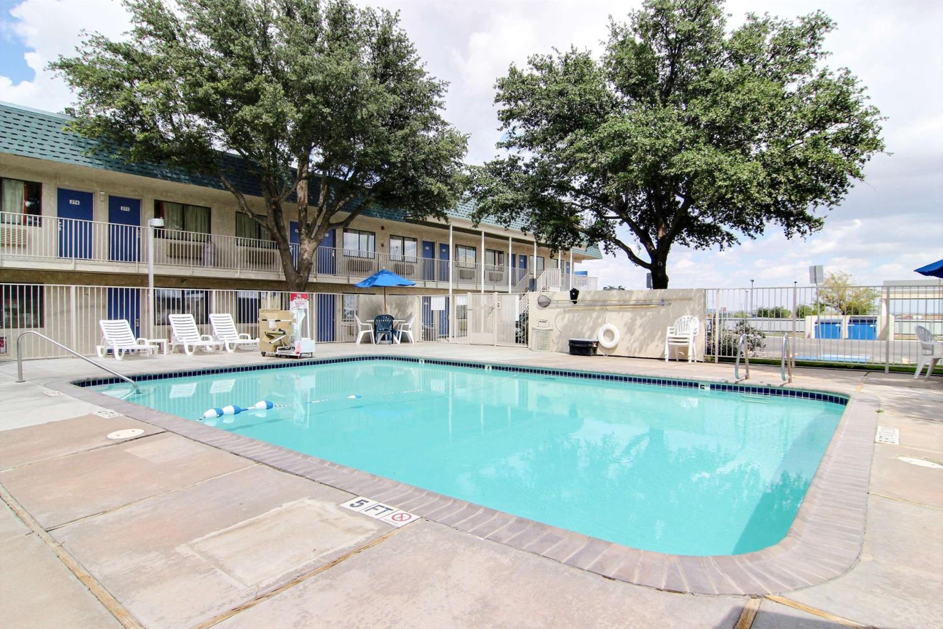 Motel 6-Fort Stockton, TX