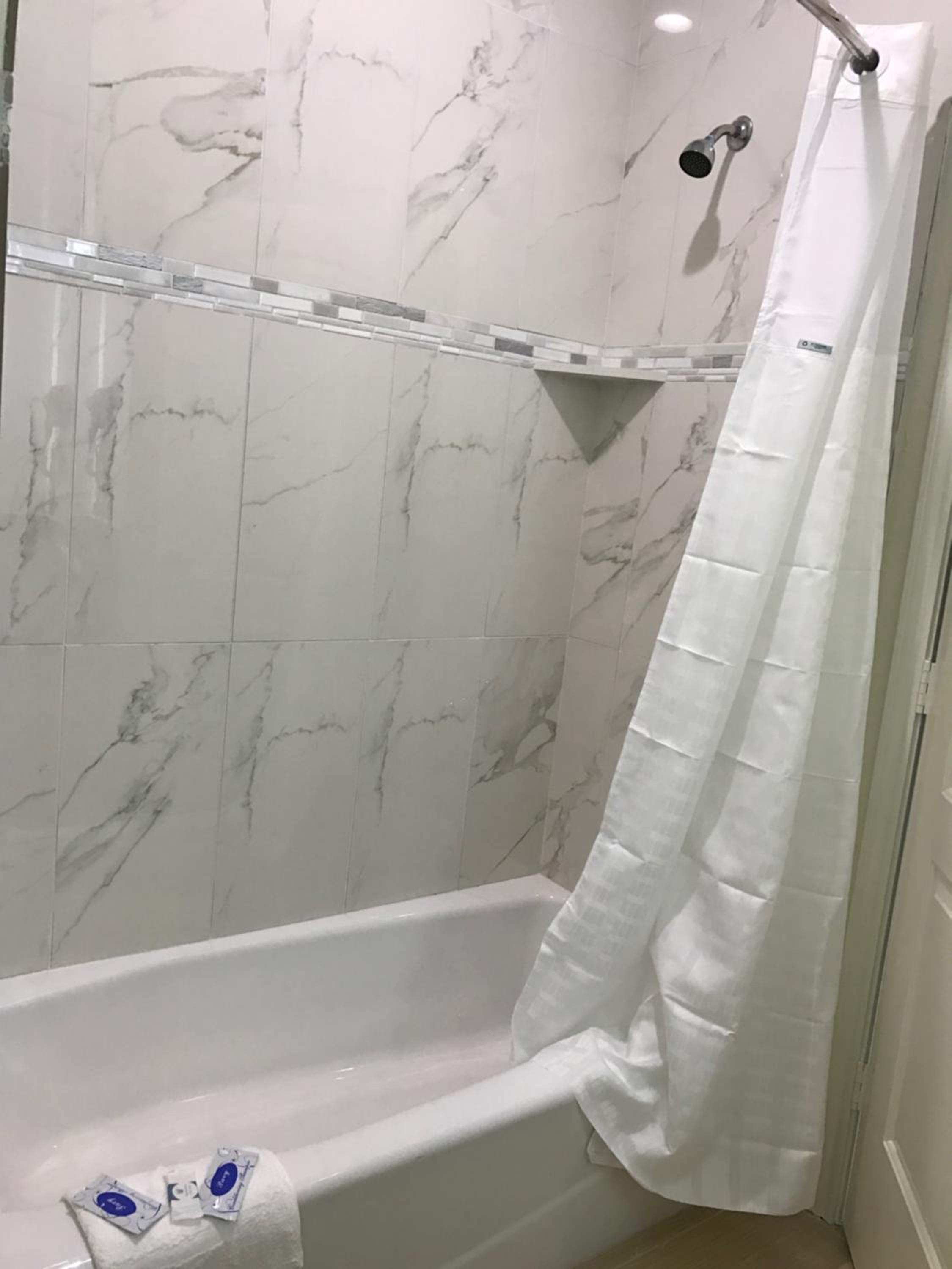 Americas Best Value Inn & Suites Spring / N. Houston
