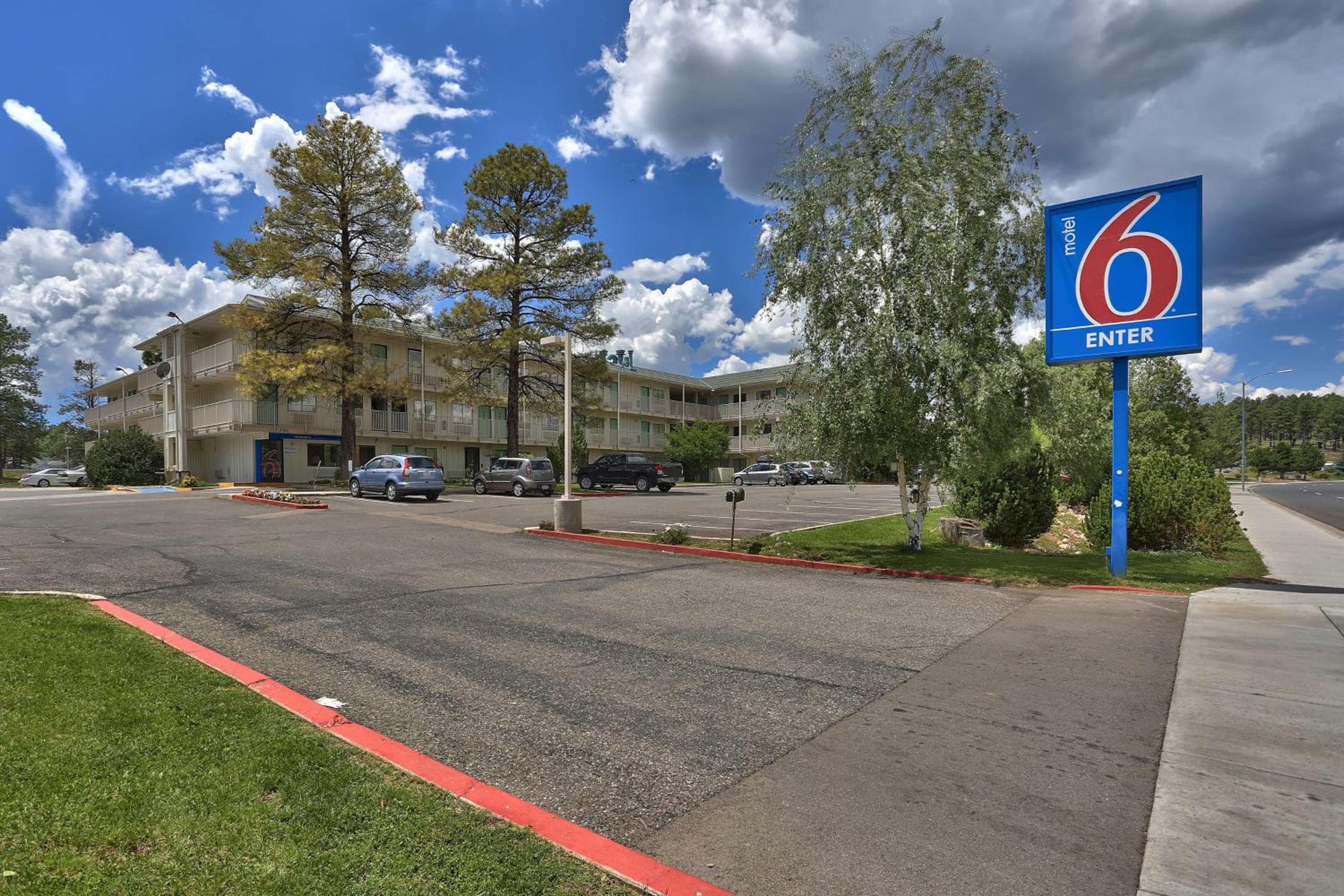 Hotel Motel 6-Flagstaff, AZ - West - Woodland Village - Image 1