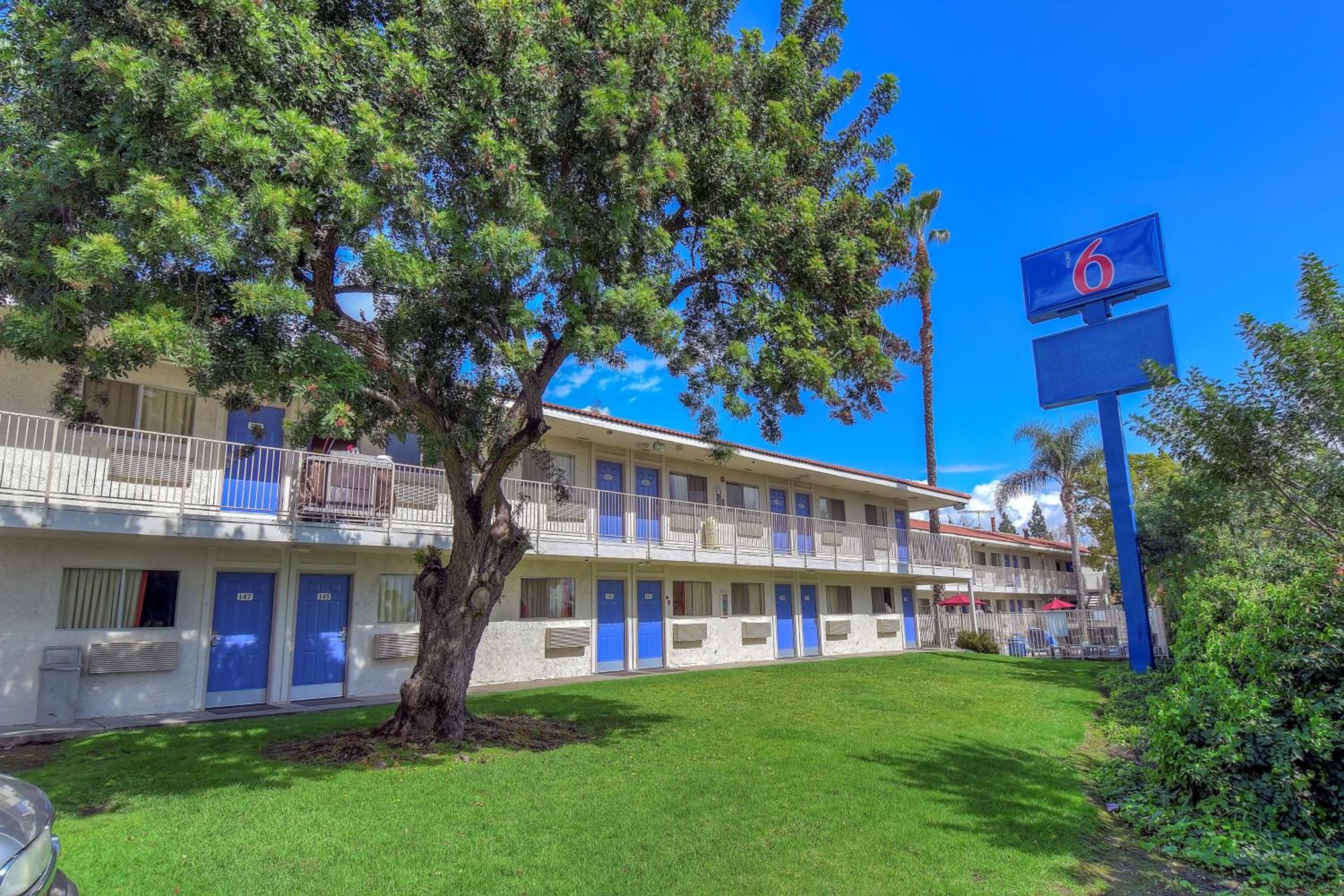 Hotel Motel 6-Chino, CA - Los Angeles Area - Image 1
