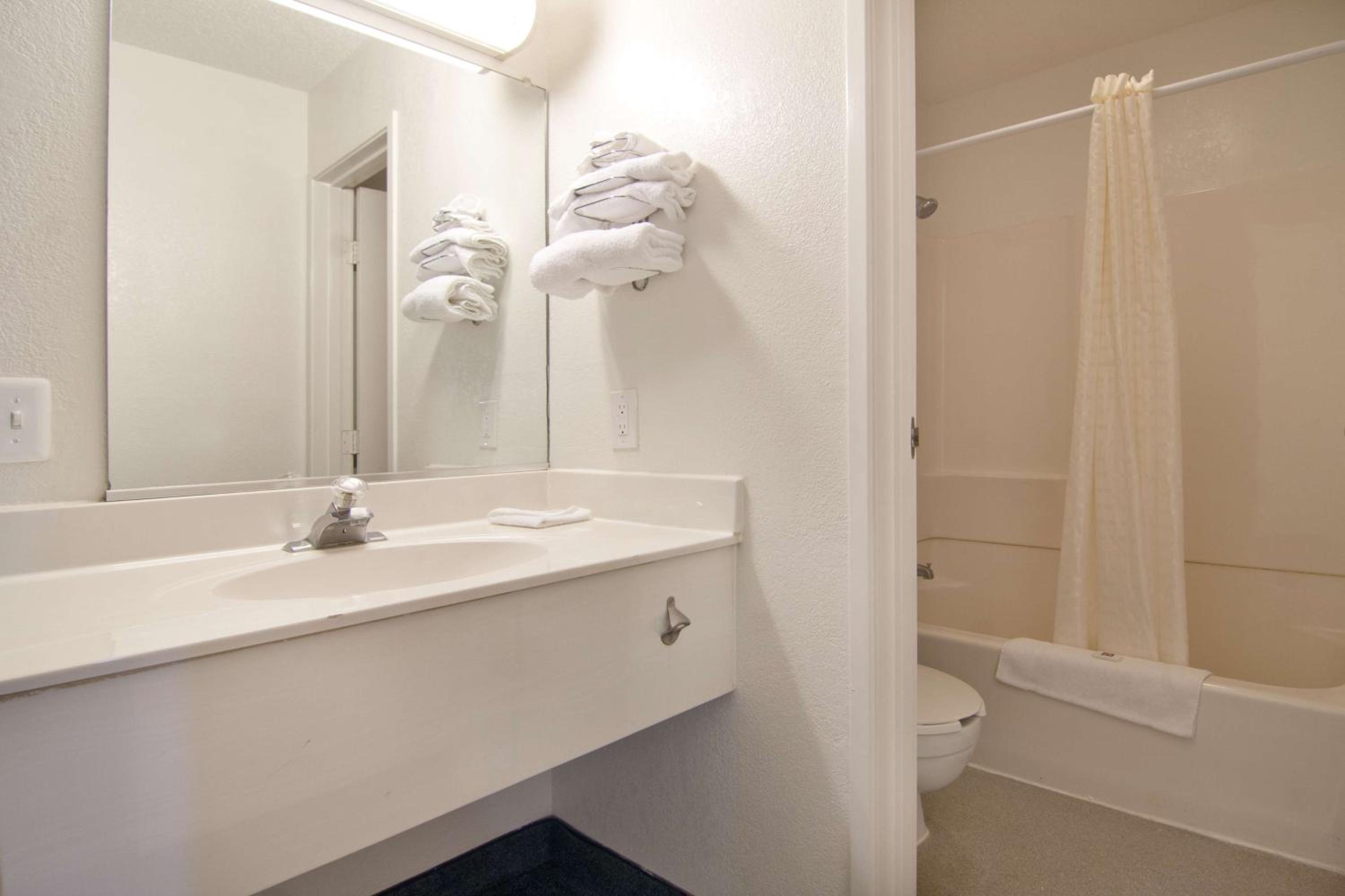 Motel 6-Lakeville, MN - South - Lakeville