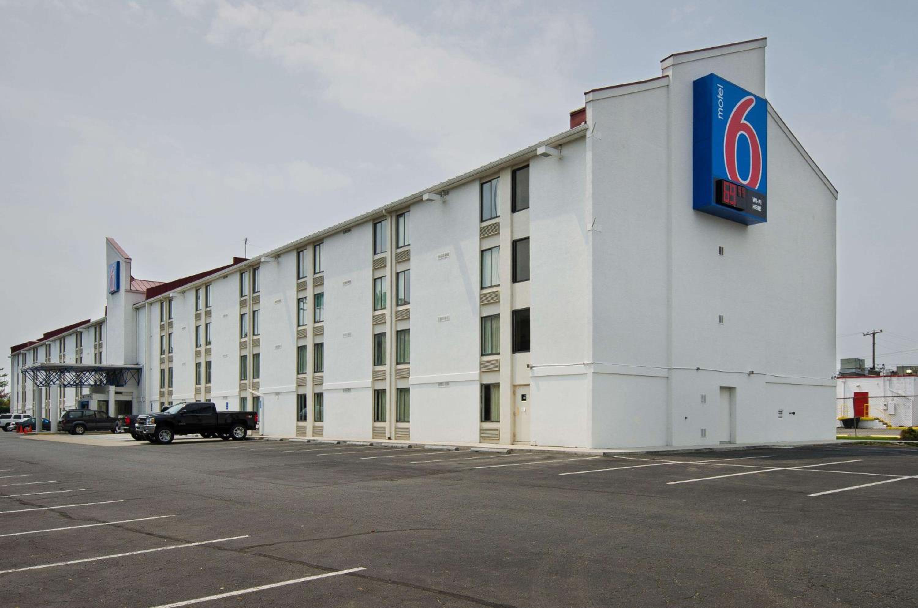 Motel 6-Springfield, DC - Washington Southwest - Property Image 29