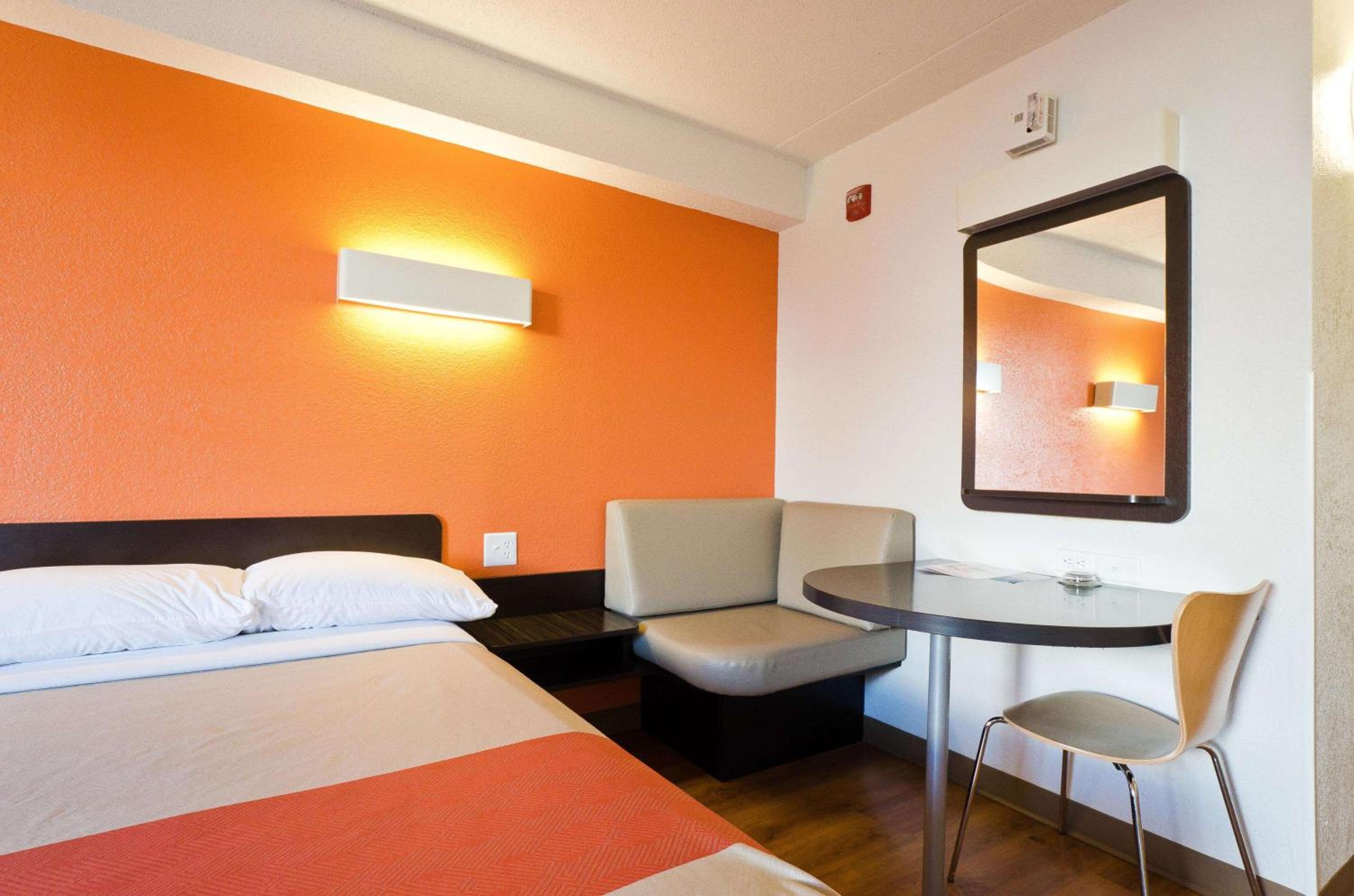 Motel 6-Springfield, DC - Washington Southwest - Property Image 21