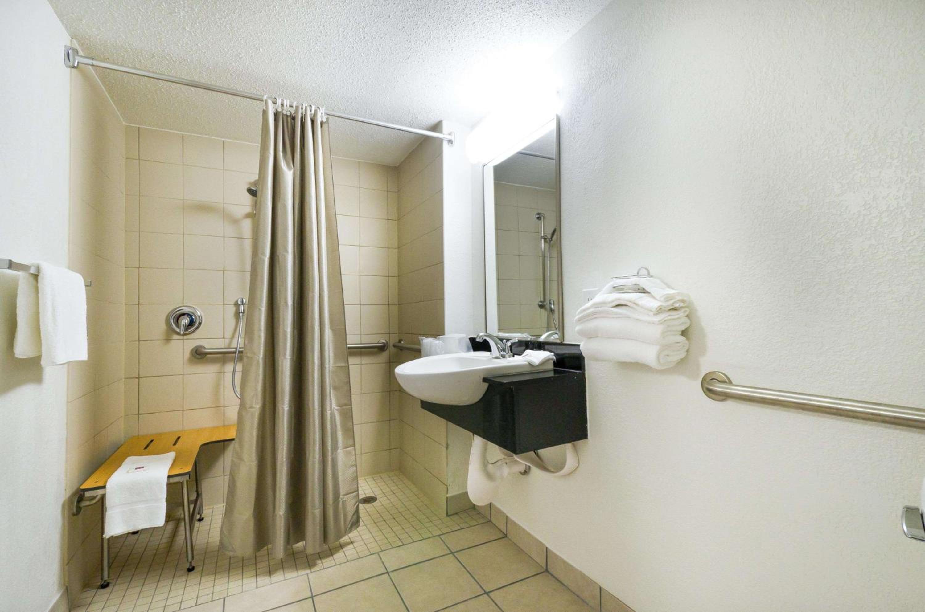 Motel 6-Springfield, DC - Washington Southwest - Property Image 12
