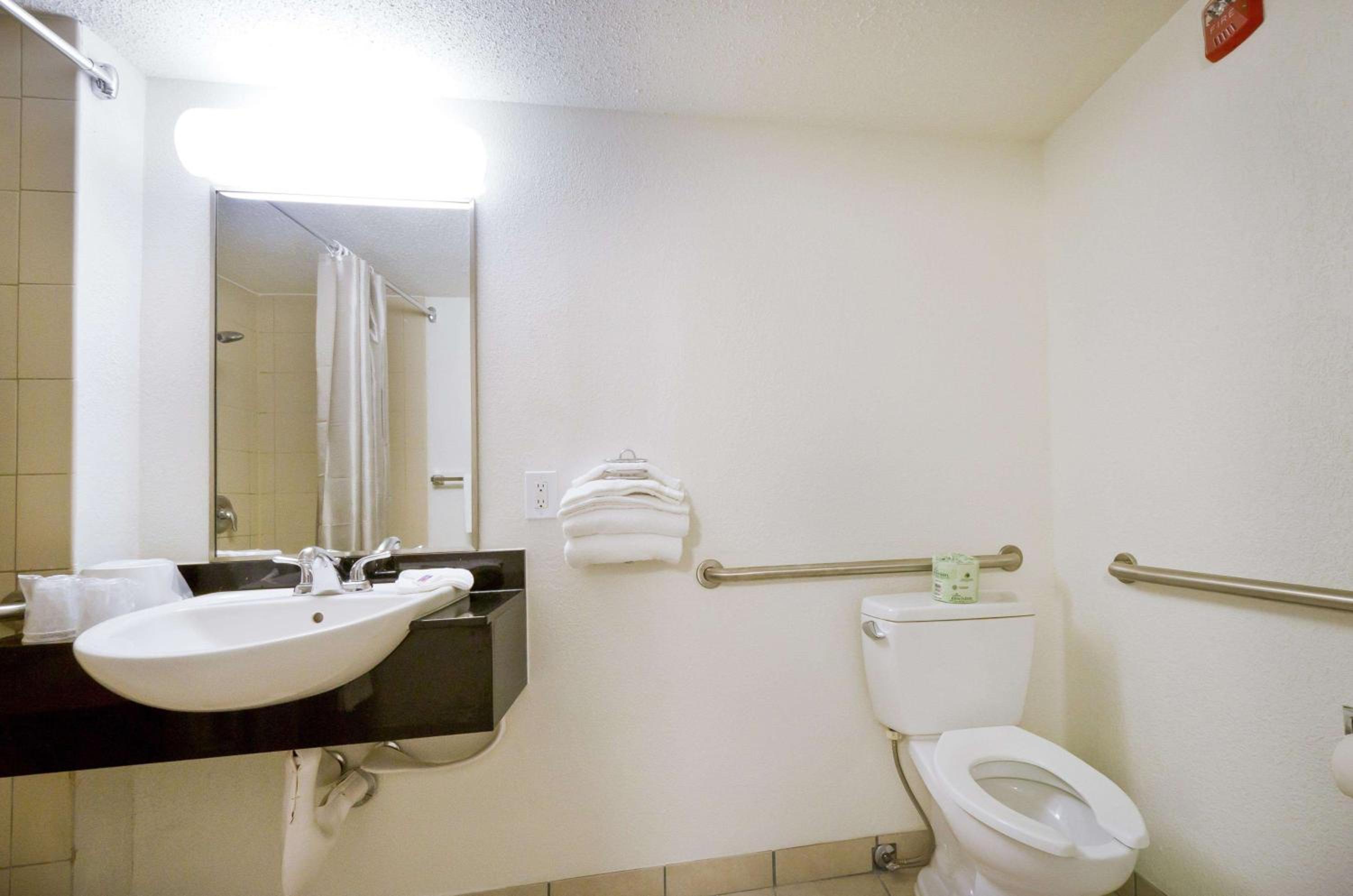 Motel 6-Springfield, DC - Washington Southwest - Property Image 11