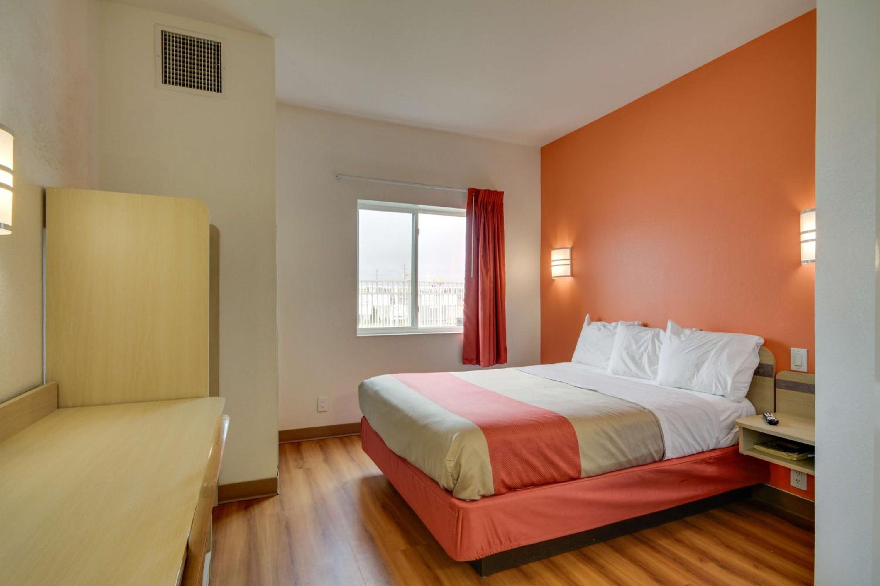 Motel 6-Montgomery, AL - Airport - Property Image 32