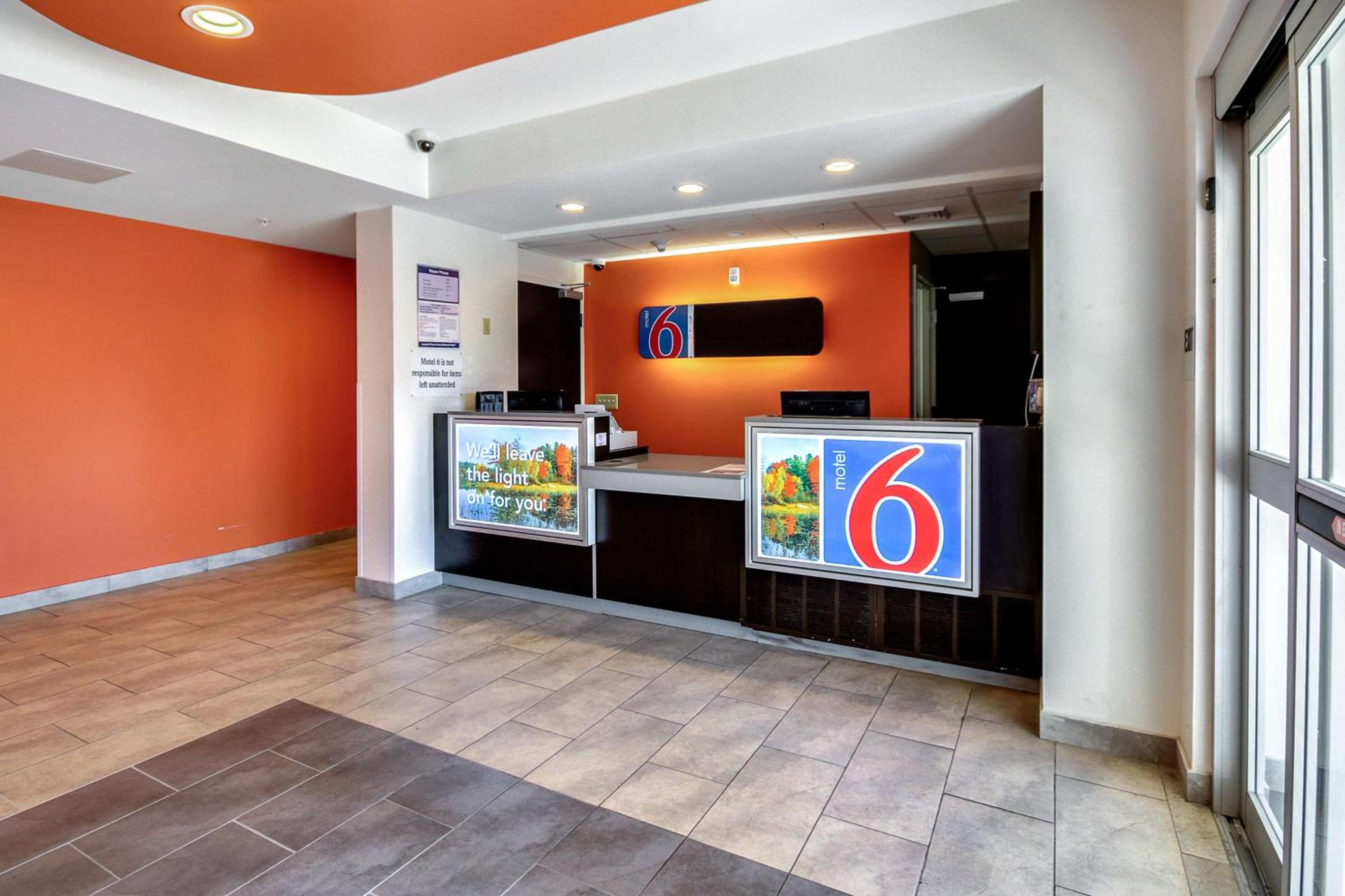 Allentown Vacations - Motel 6-Allentown, PA - Property Image 24