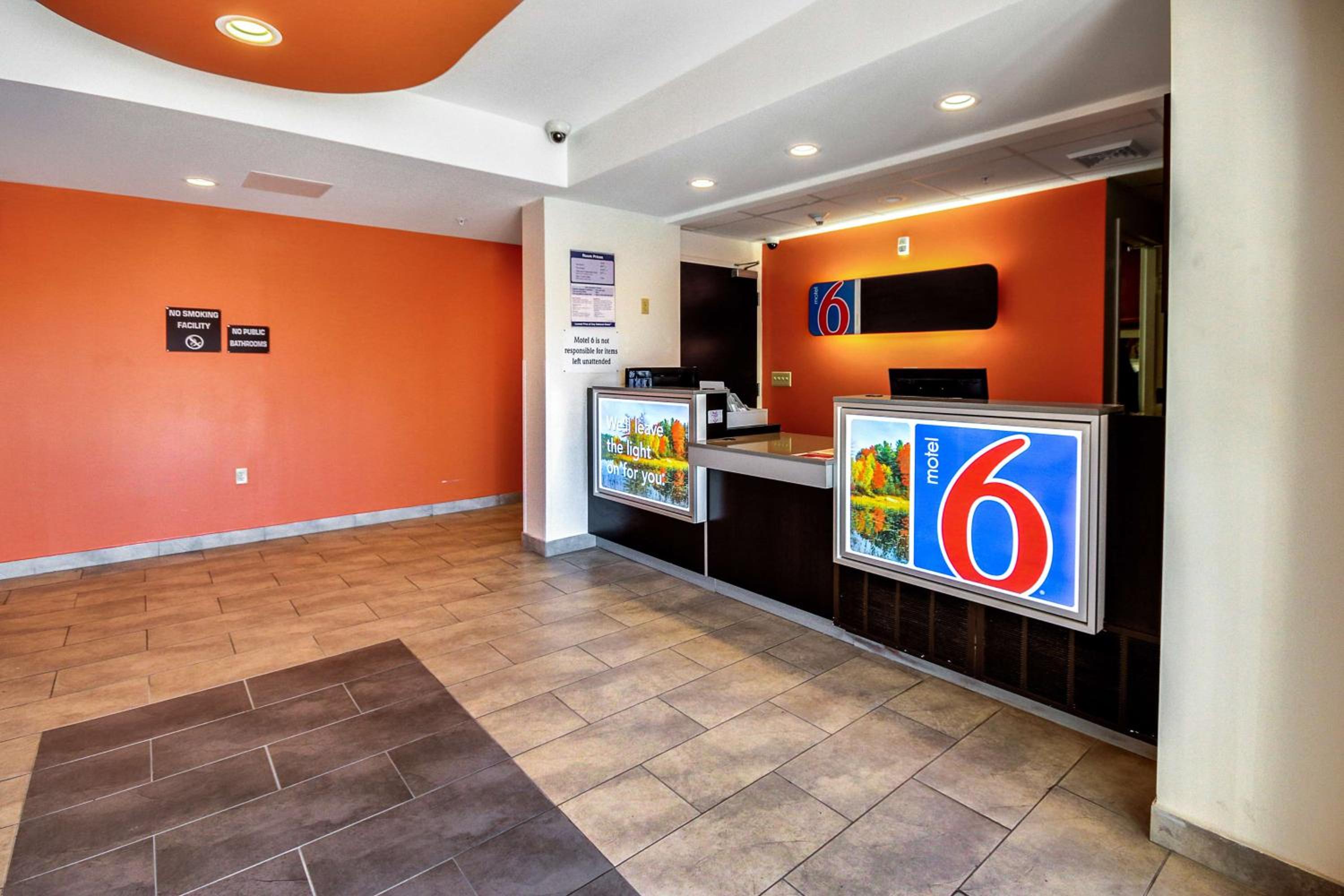 Allentown Vacations - Motel 6-Allentown, PA - Property Image 23