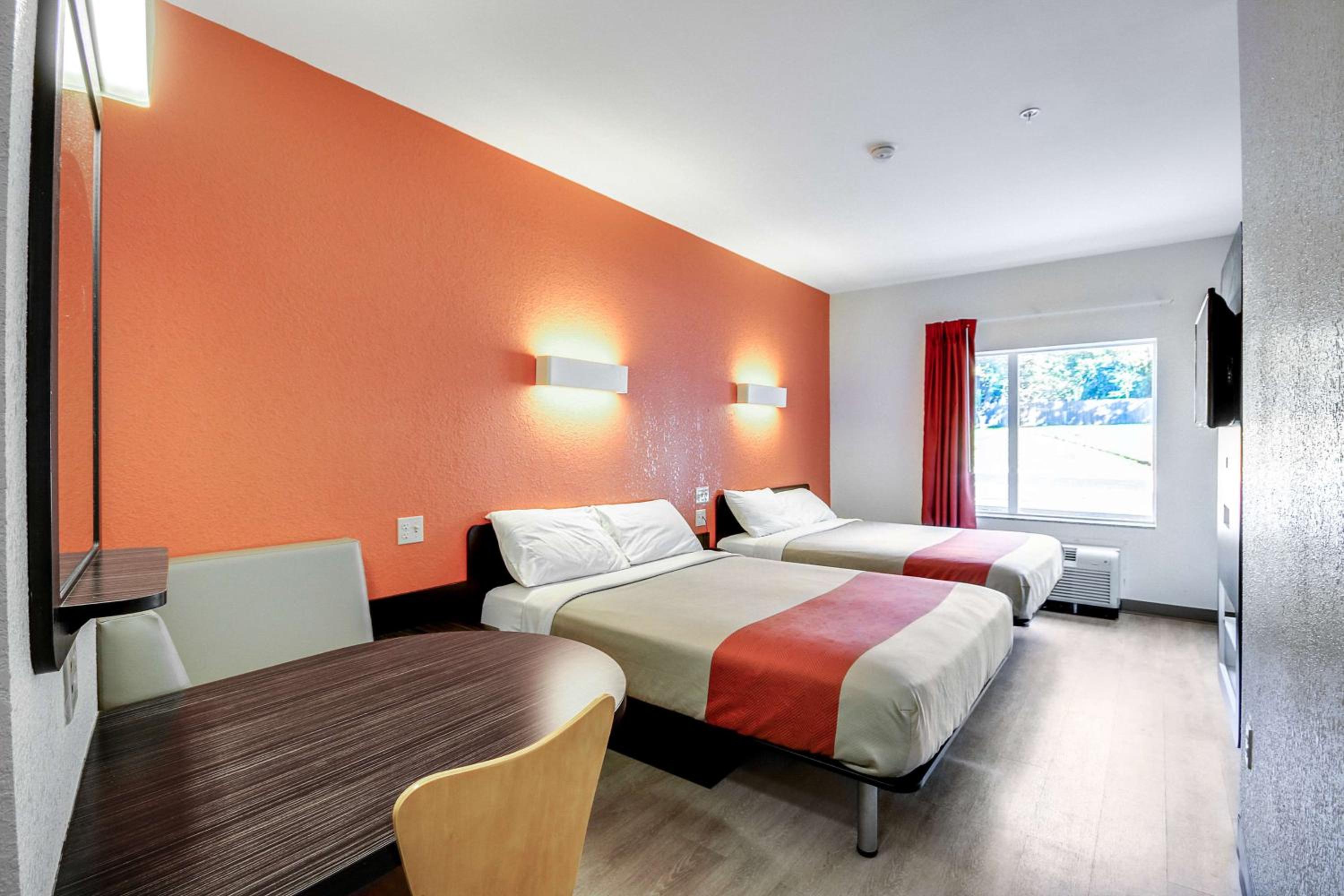 Allentown Vacations - Motel 6-Allentown, PA - Property Image 20