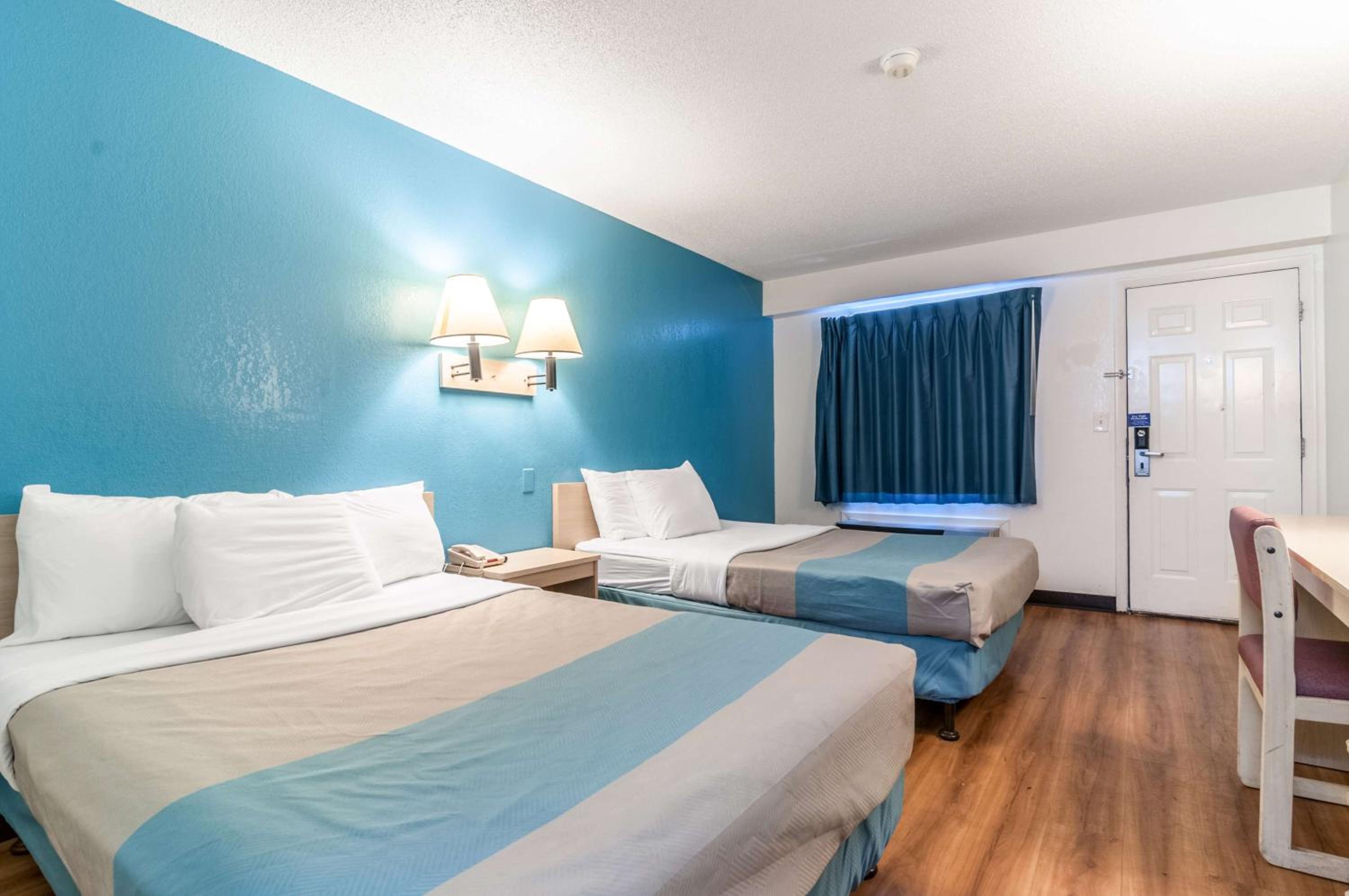 Motel 6-Farmington Hills, MI - Northwest - Farmington Hills