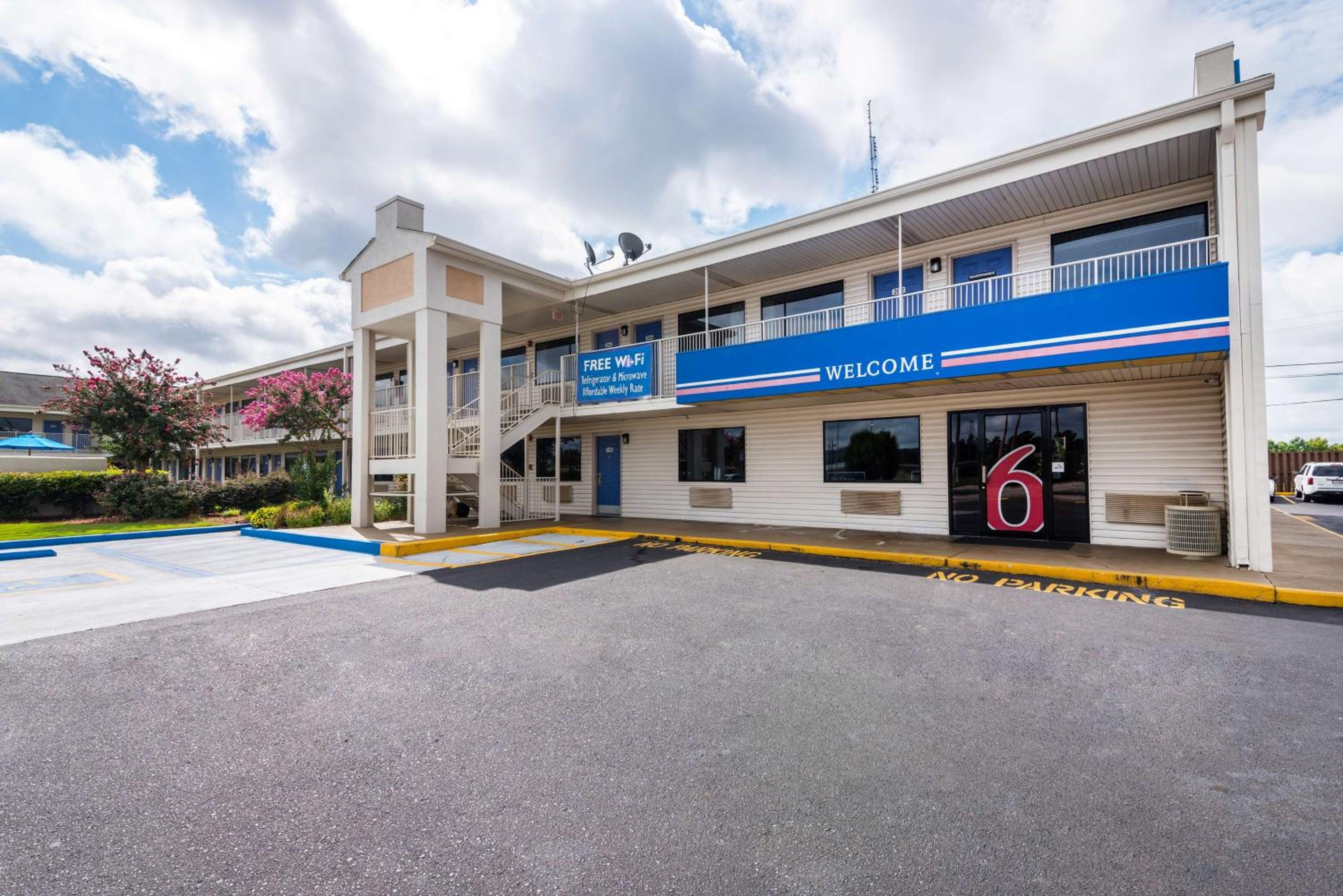 Oxford Vacations - Motel 6-Anniston, AL - Property Image 33