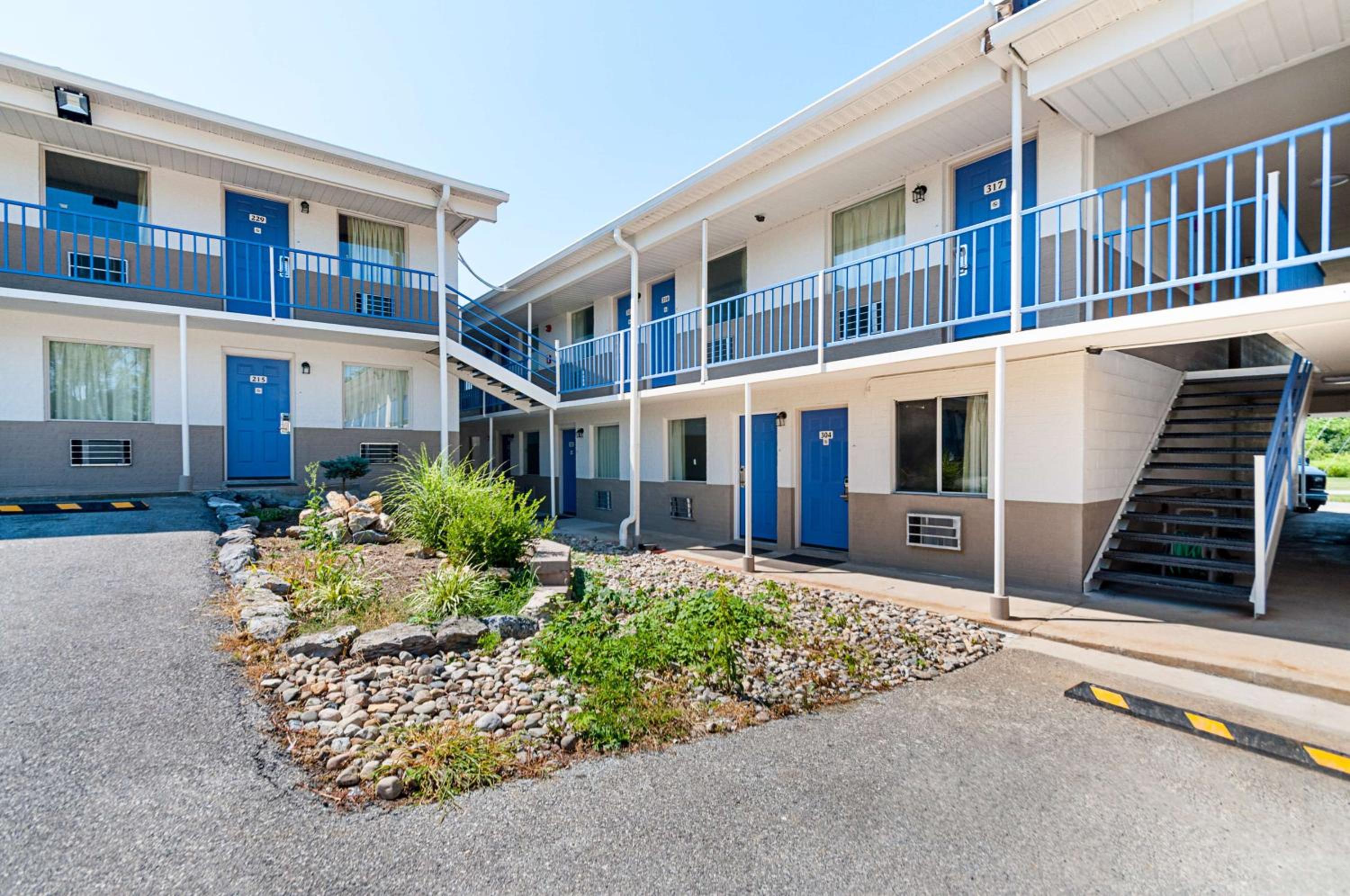 Motel 6-Charles Town, WV