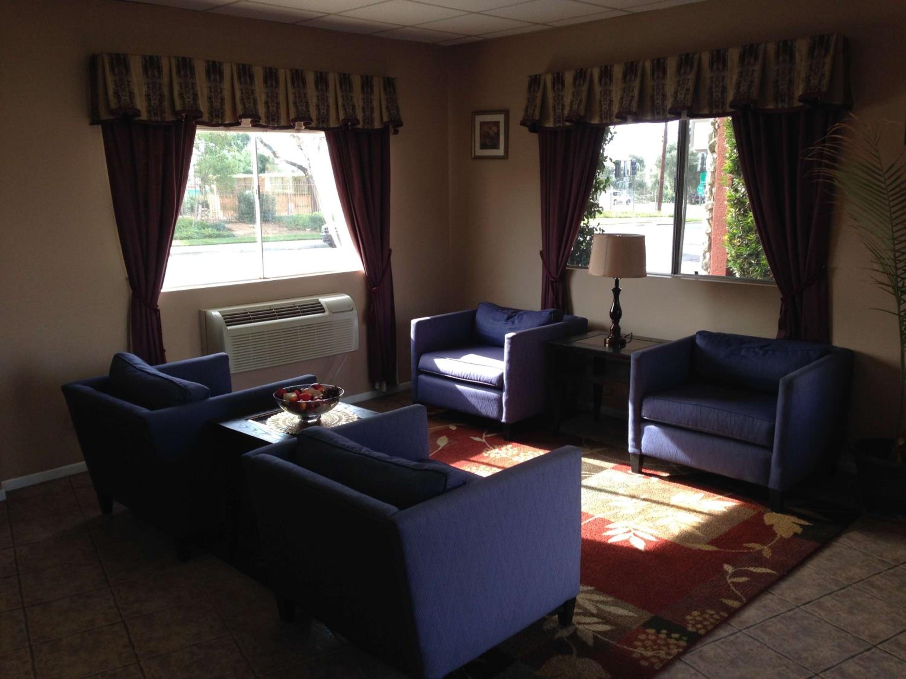Hotel Salina Beaumont CA - Property Image 4