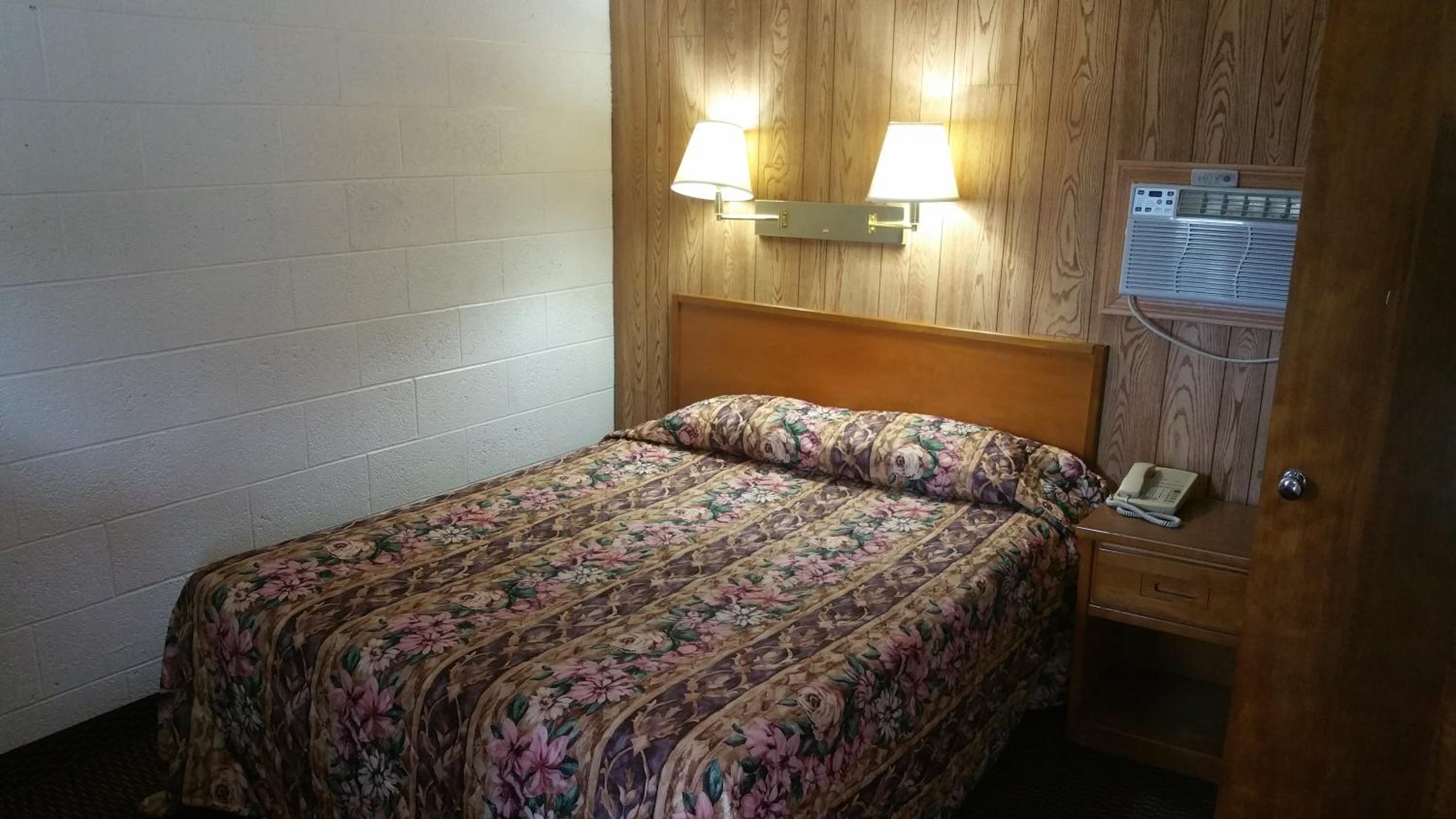 Sun N Snow Hotel