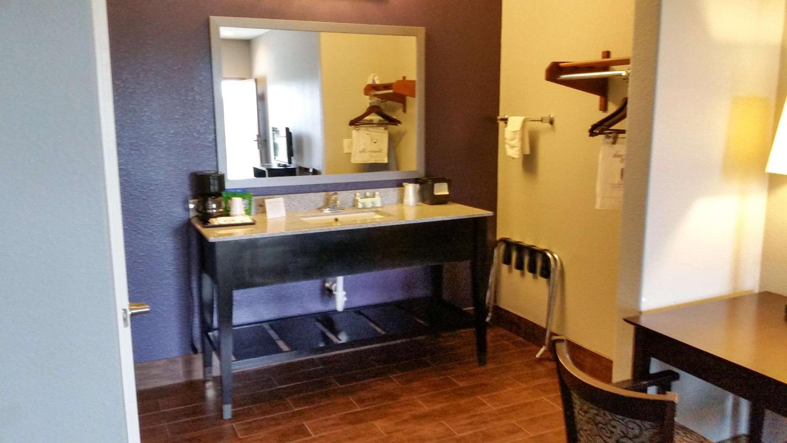 Studio 6-Beeville, TX