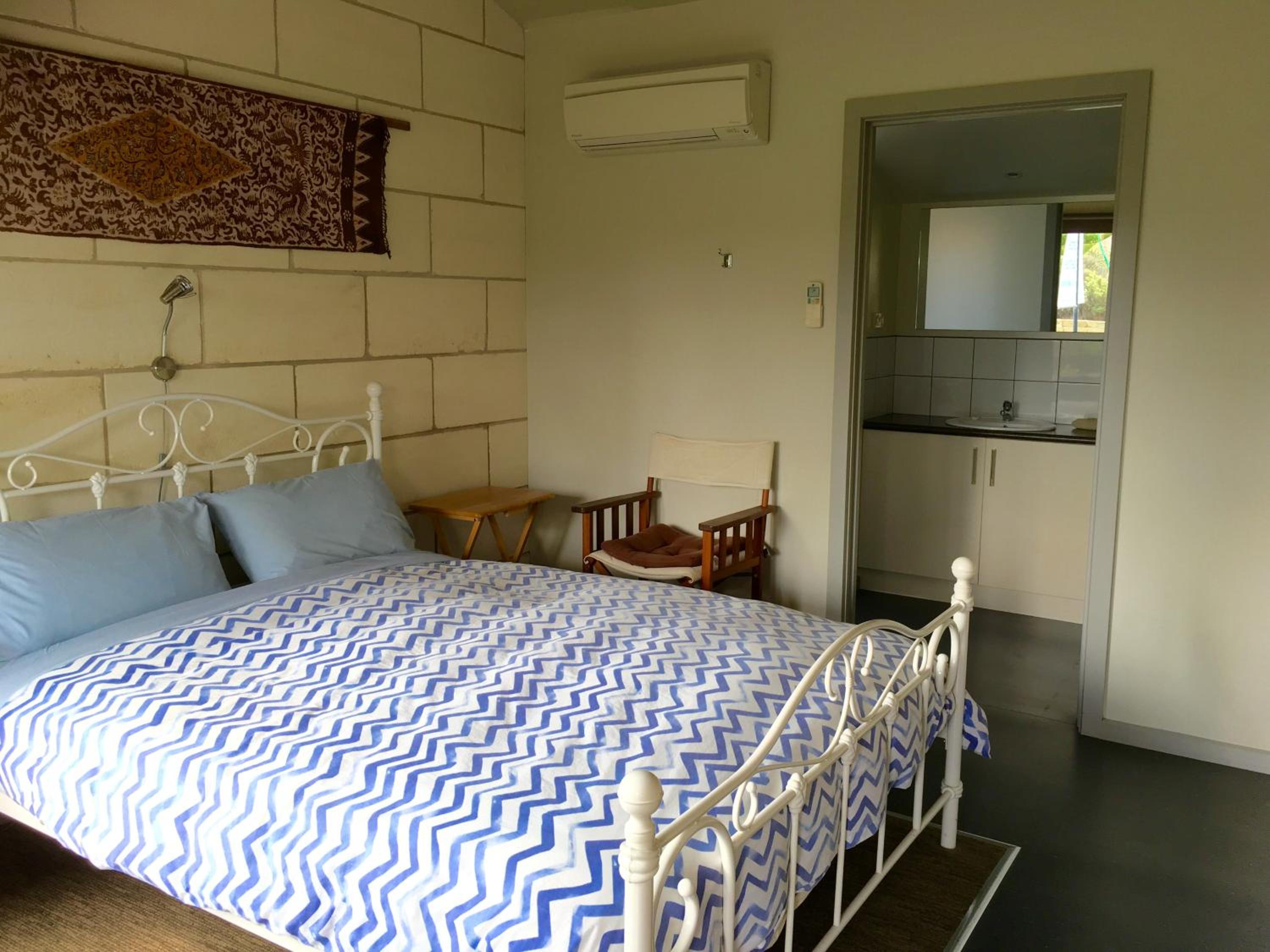 Port Campbell Guesthouse & Flash Packers