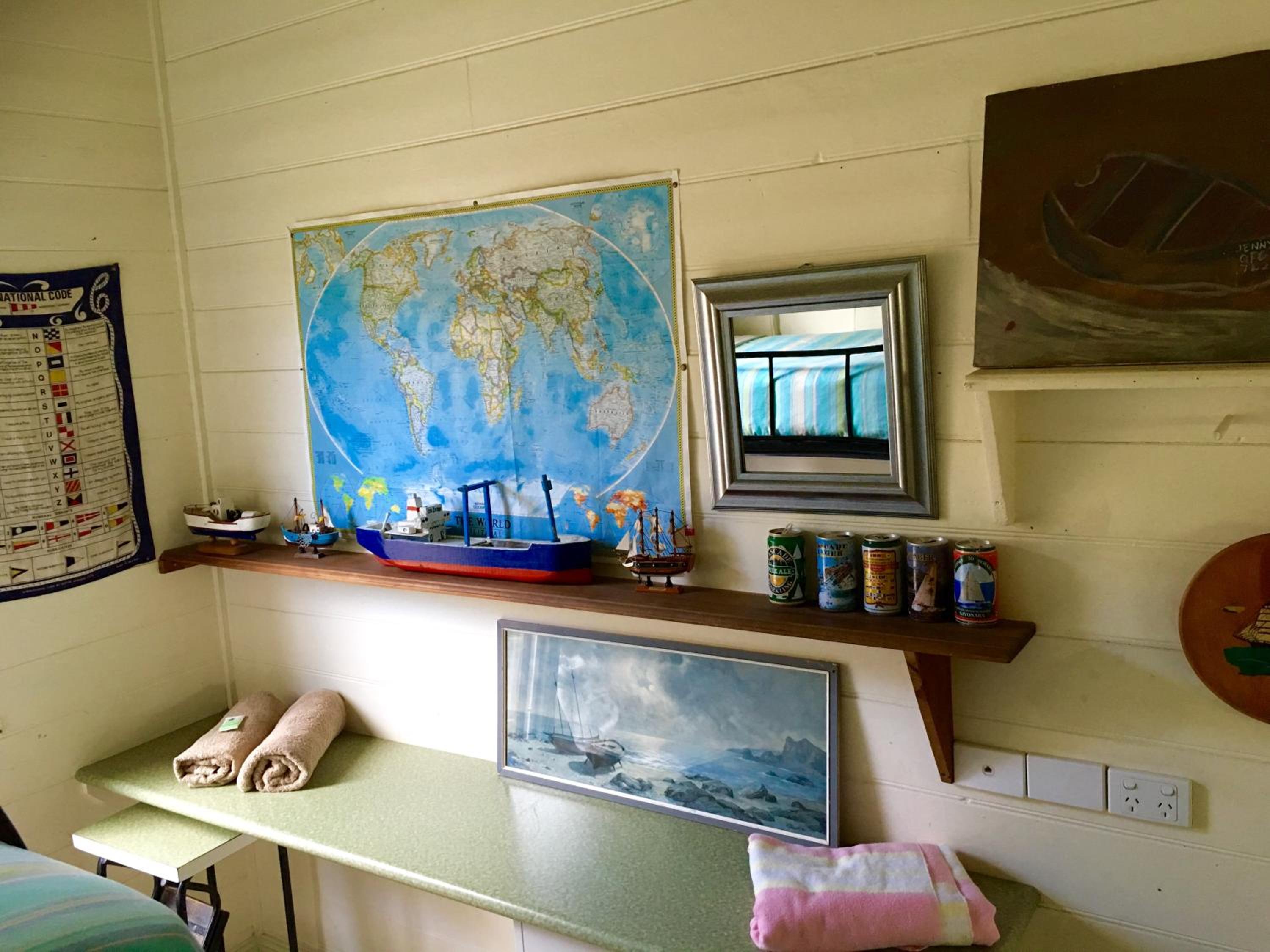 Port Campbell Guesthouse & Flash Packers