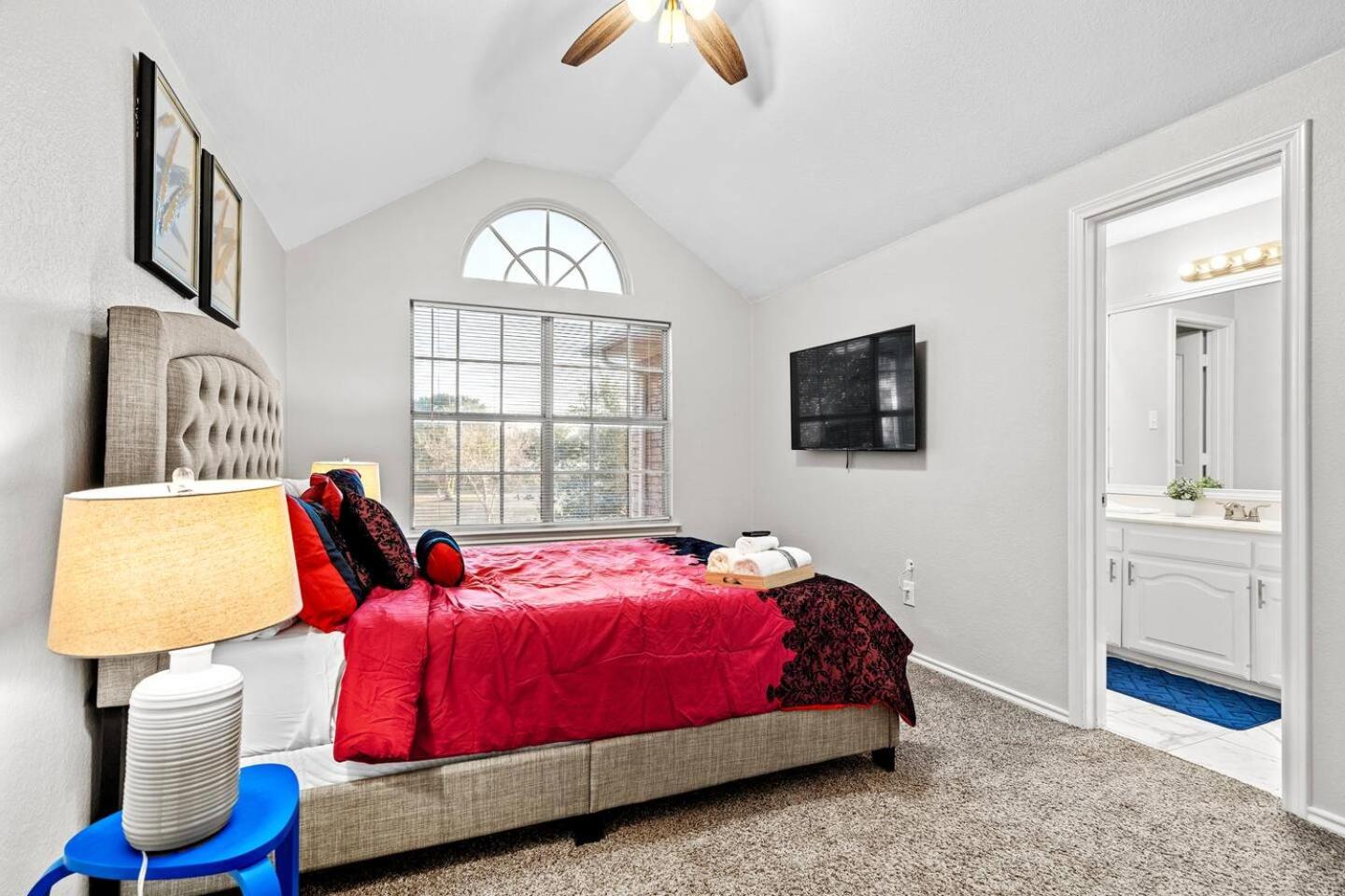 Spacious 4-Bedroom Home for Relocating Families