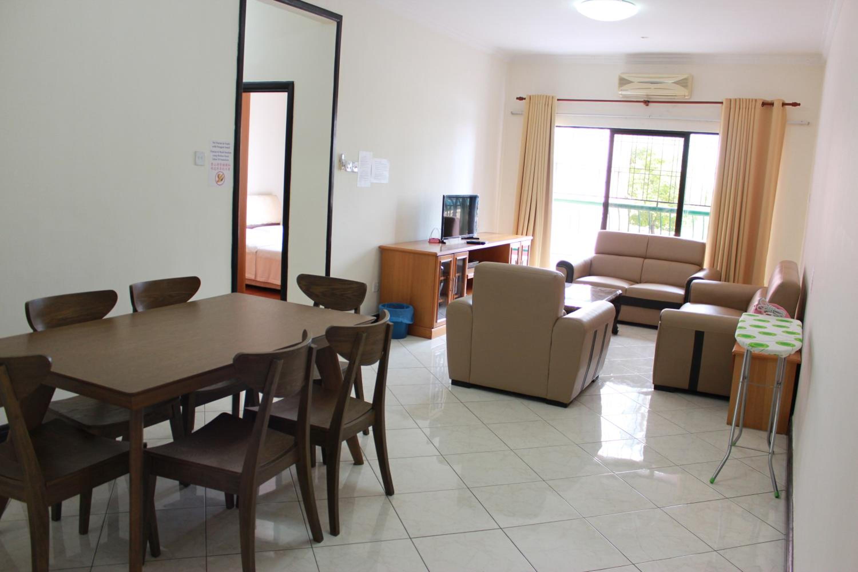 Homestay Marina Court Resort