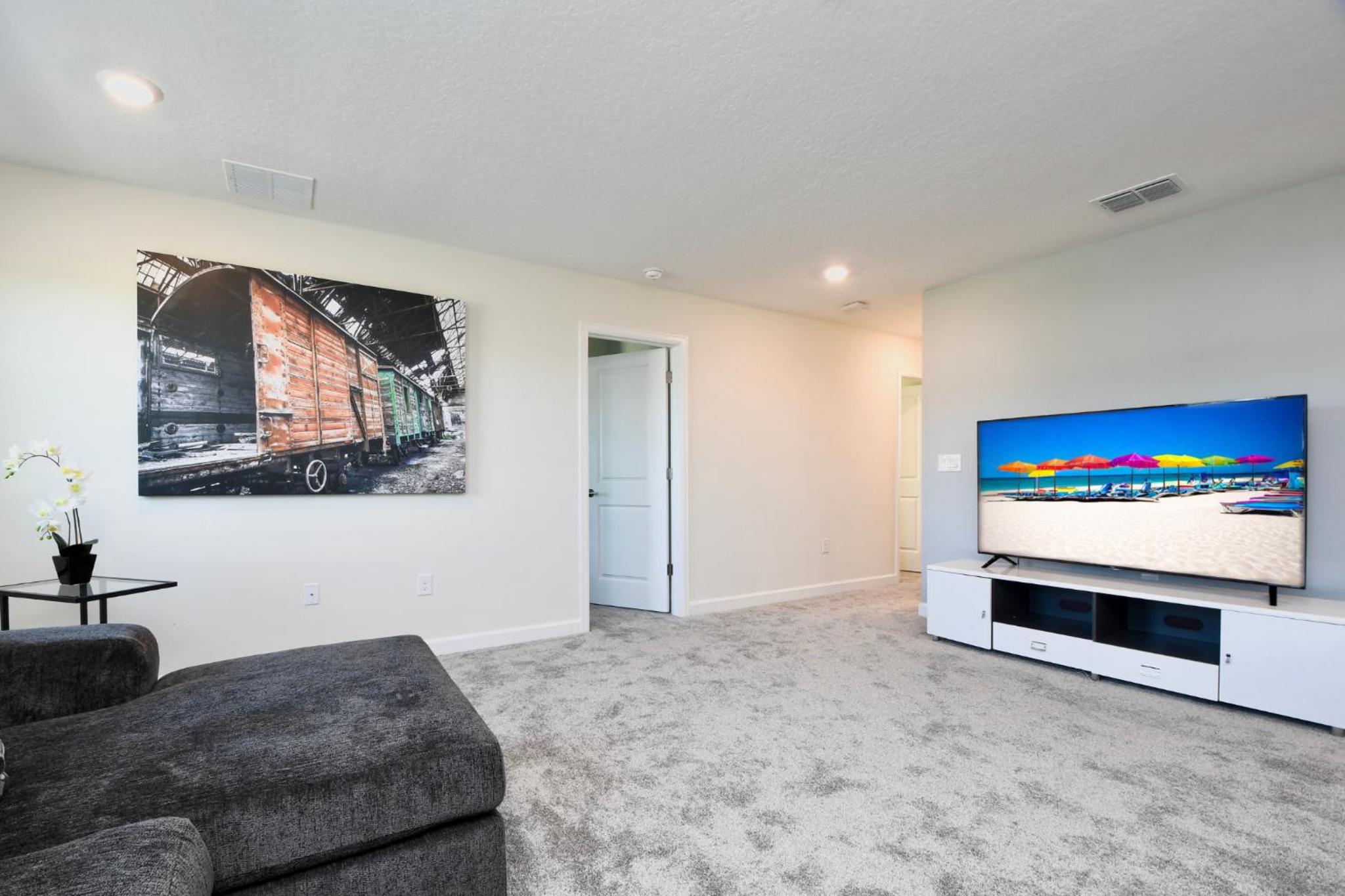 Modern Oasis Near Shopping n Golf Course w Pool