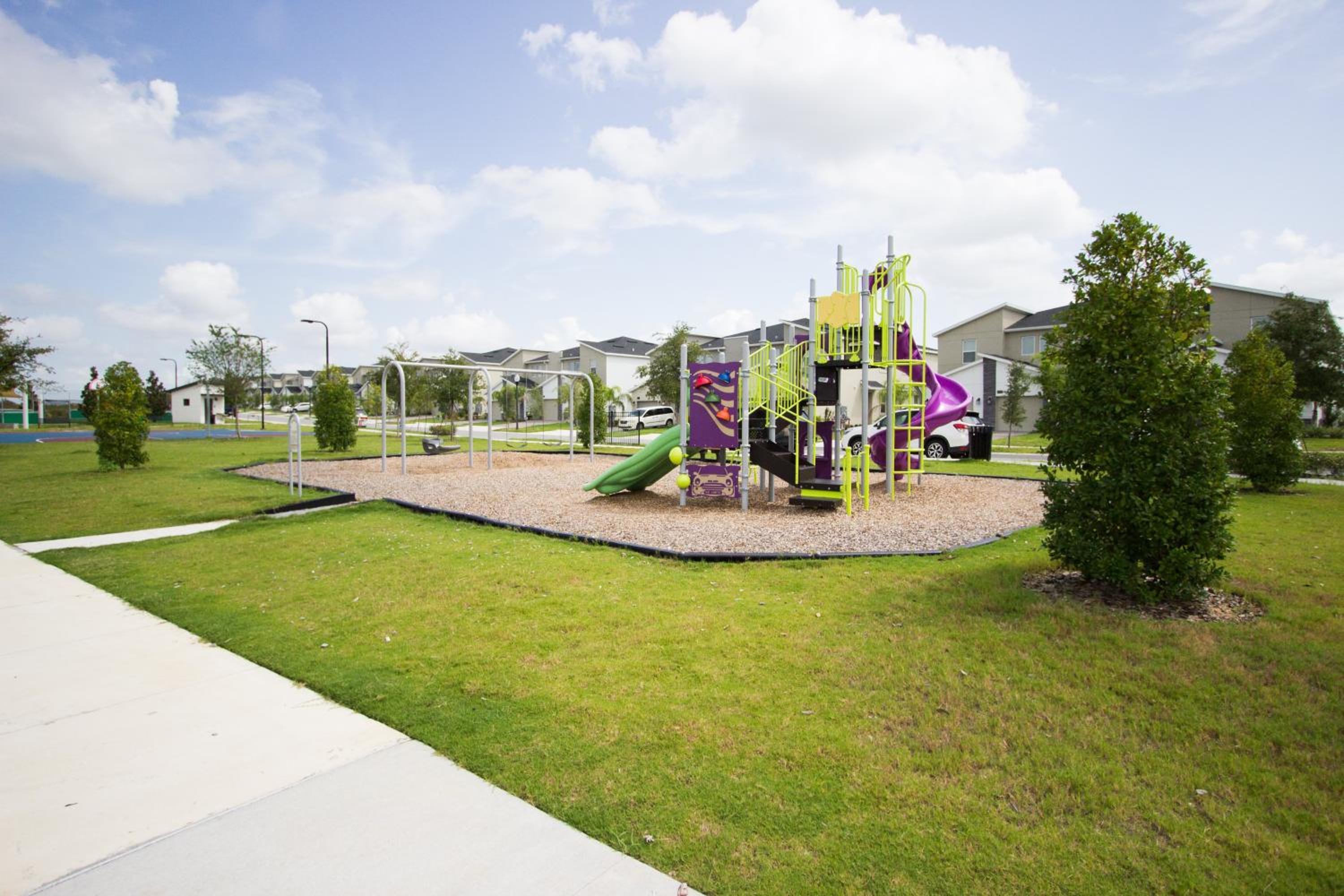 Modern Oasis Near Shopping n Golf Course w Pool