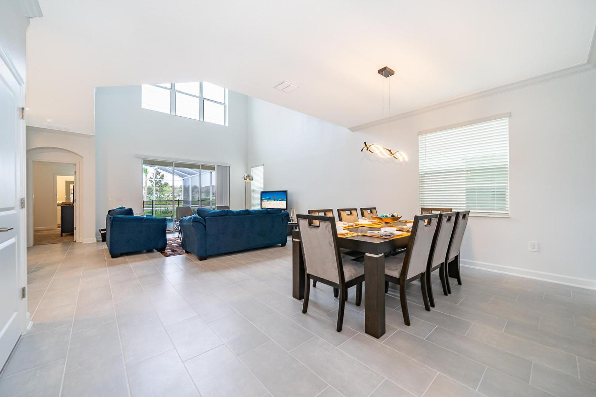 Champions Gate 5BR w/ Pool, Sleeps 12