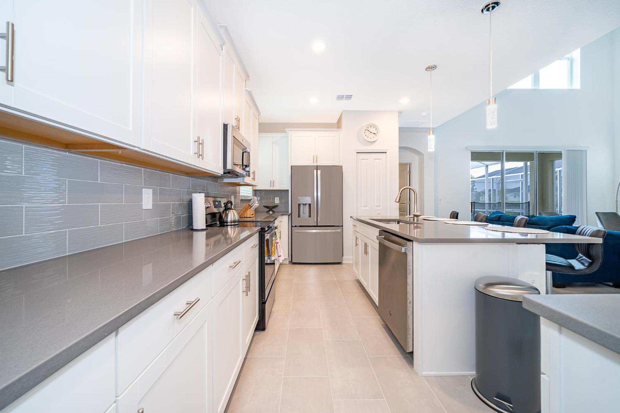Champions Gate 5BR w/ Pool, Sleeps 12