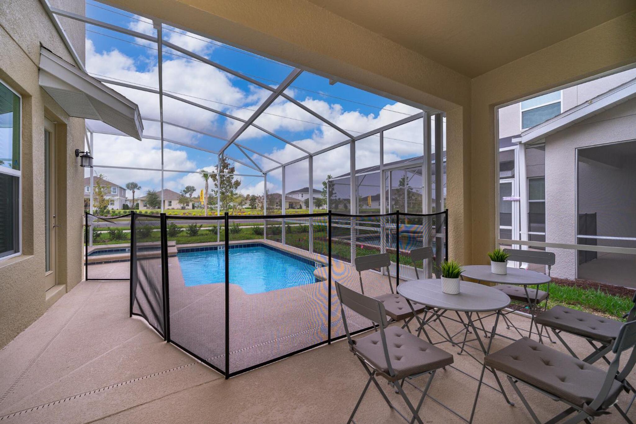 Champions Gate 5BR w/ Pool, Sleeps 12
