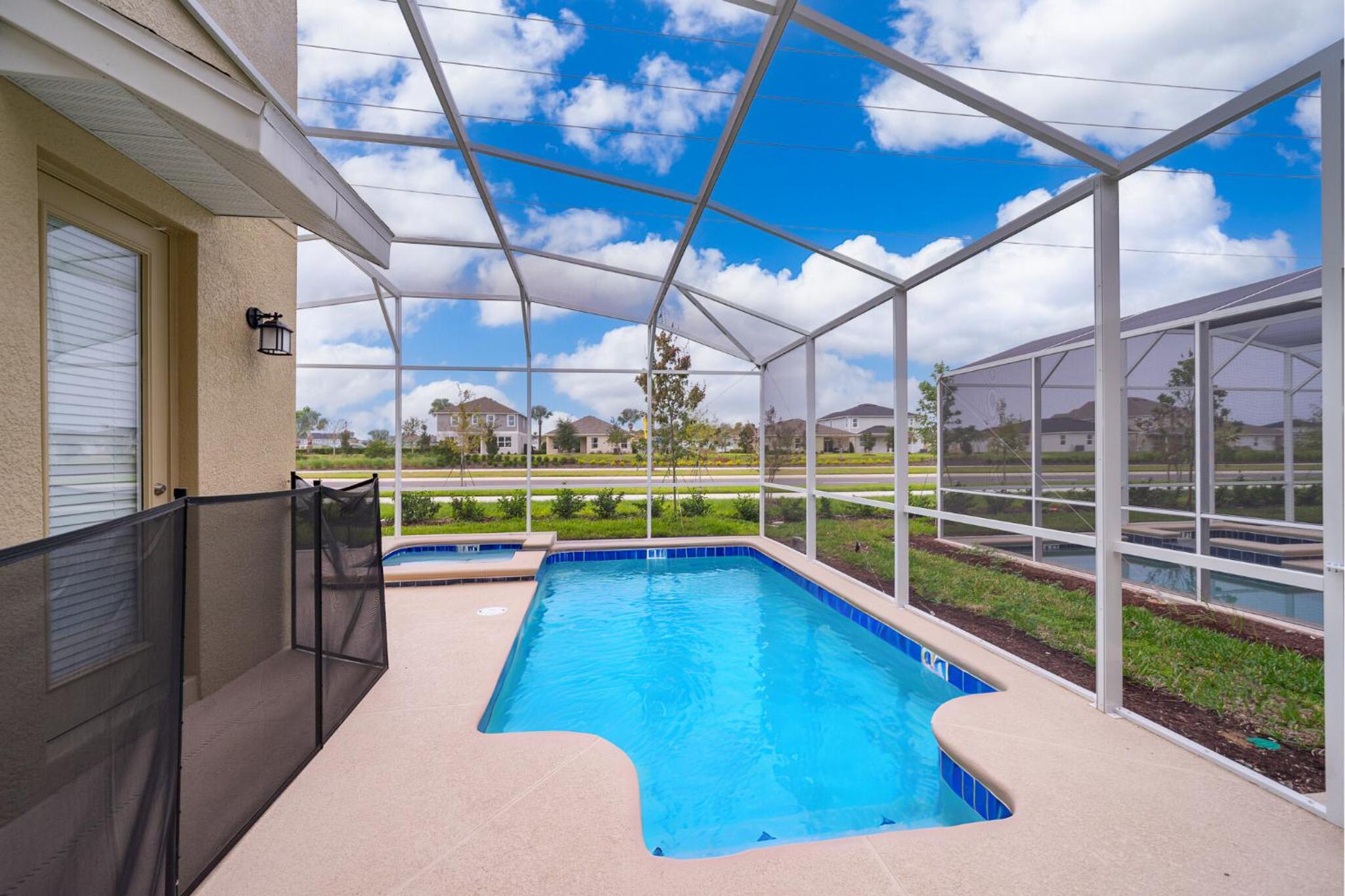 Champions Gate 5BR w/ Pool, Sleeps 12