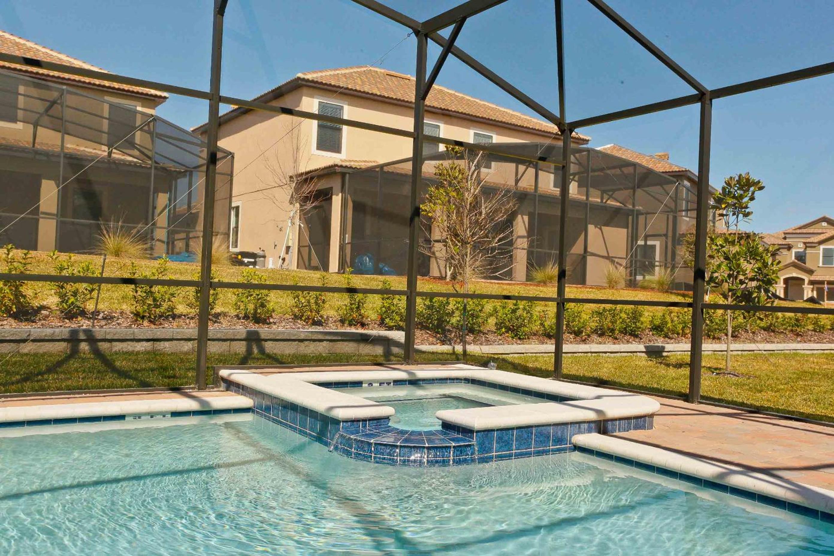 Spacious family getaway in Champions Gate Resort