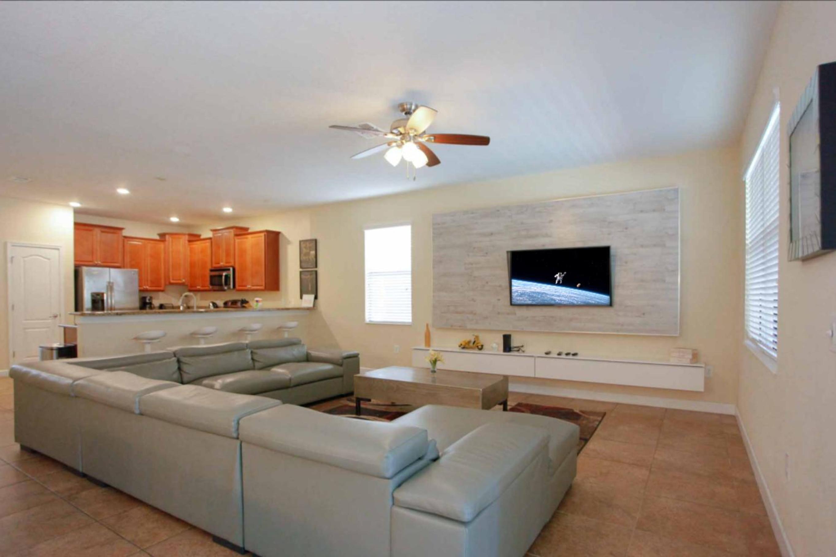 Spacious family getaway in Champions Gate Resort