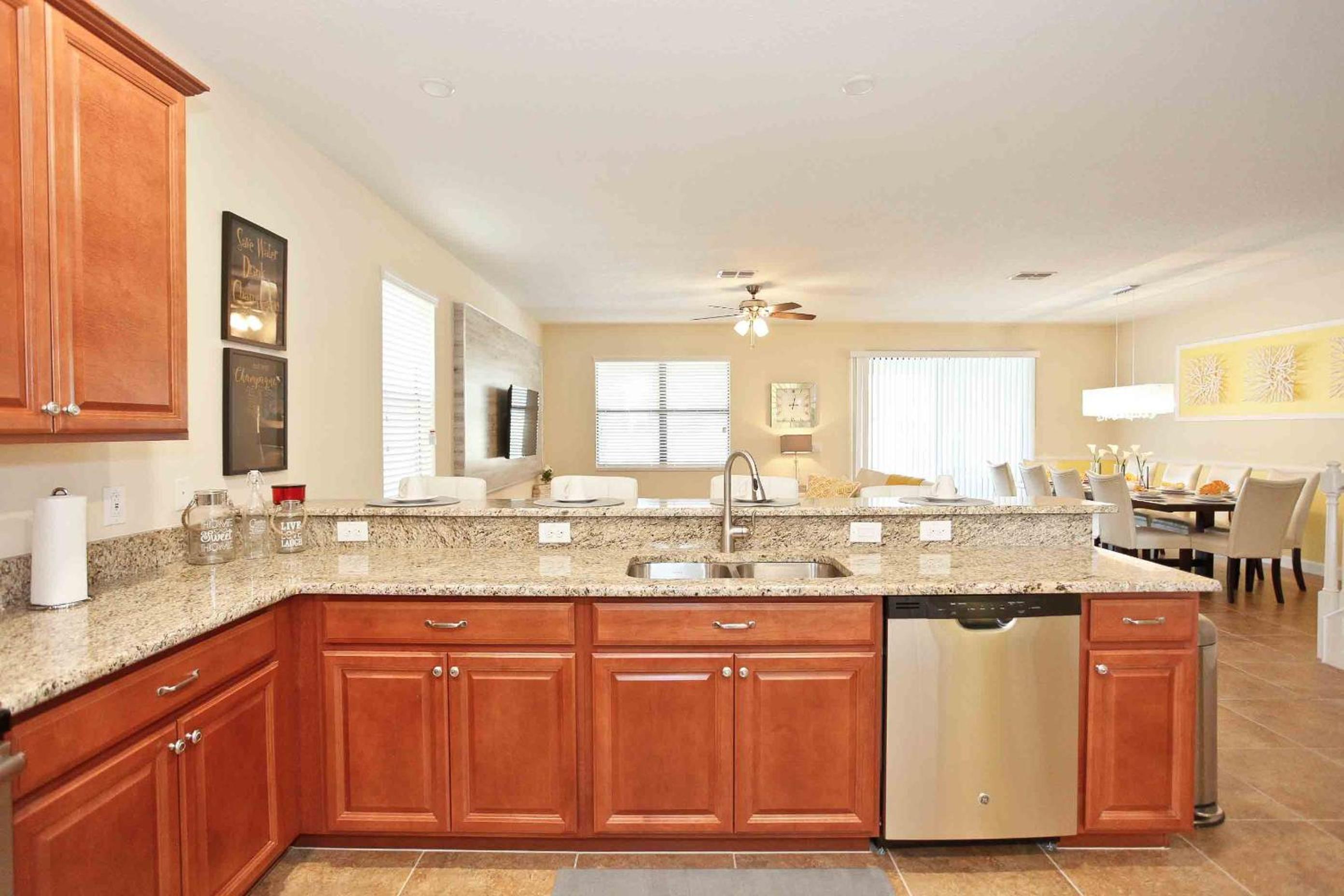Spacious family getaway in Champions Gate Resort