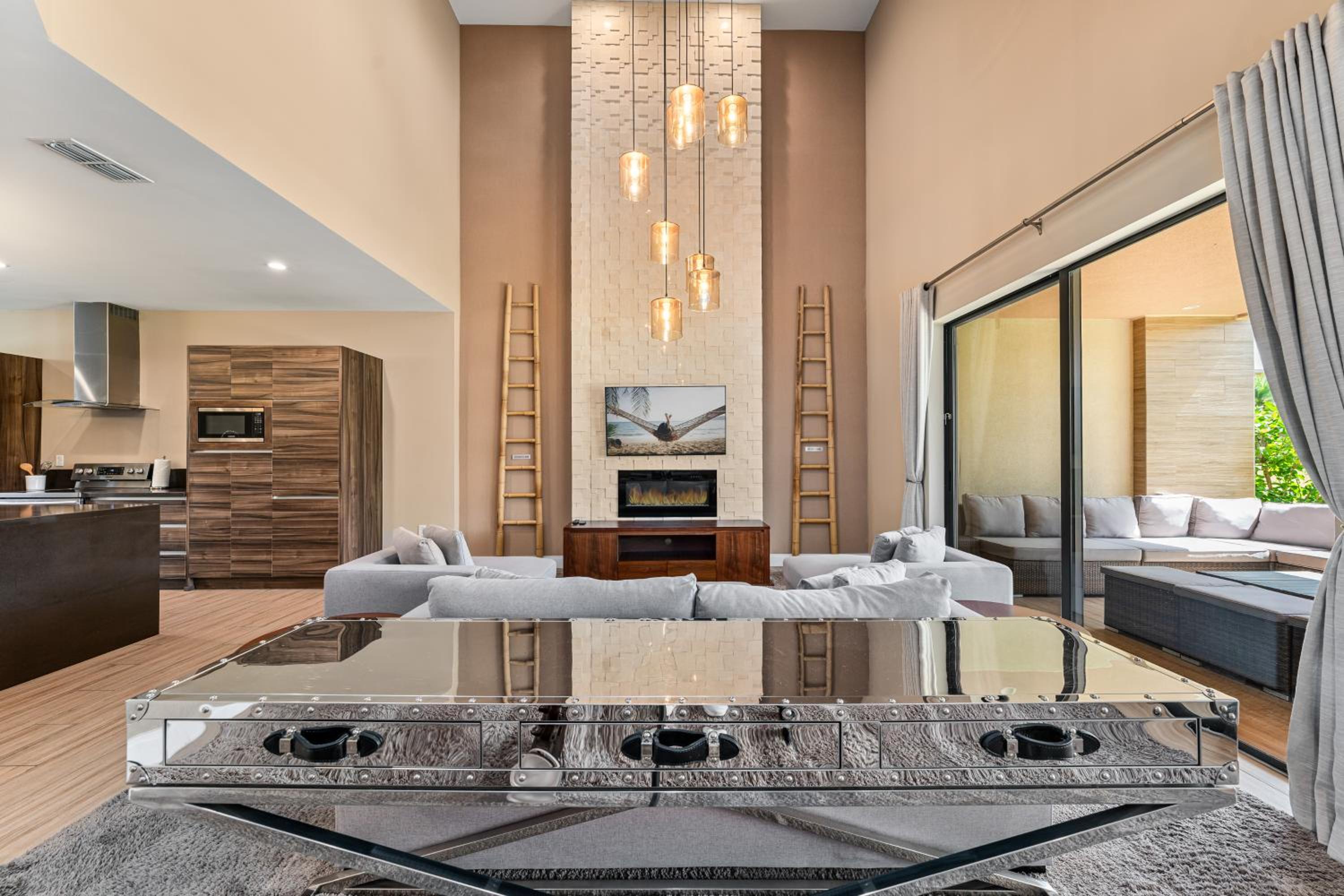 Bright and Modern Townhome at Magic Village – Superb Disney Location