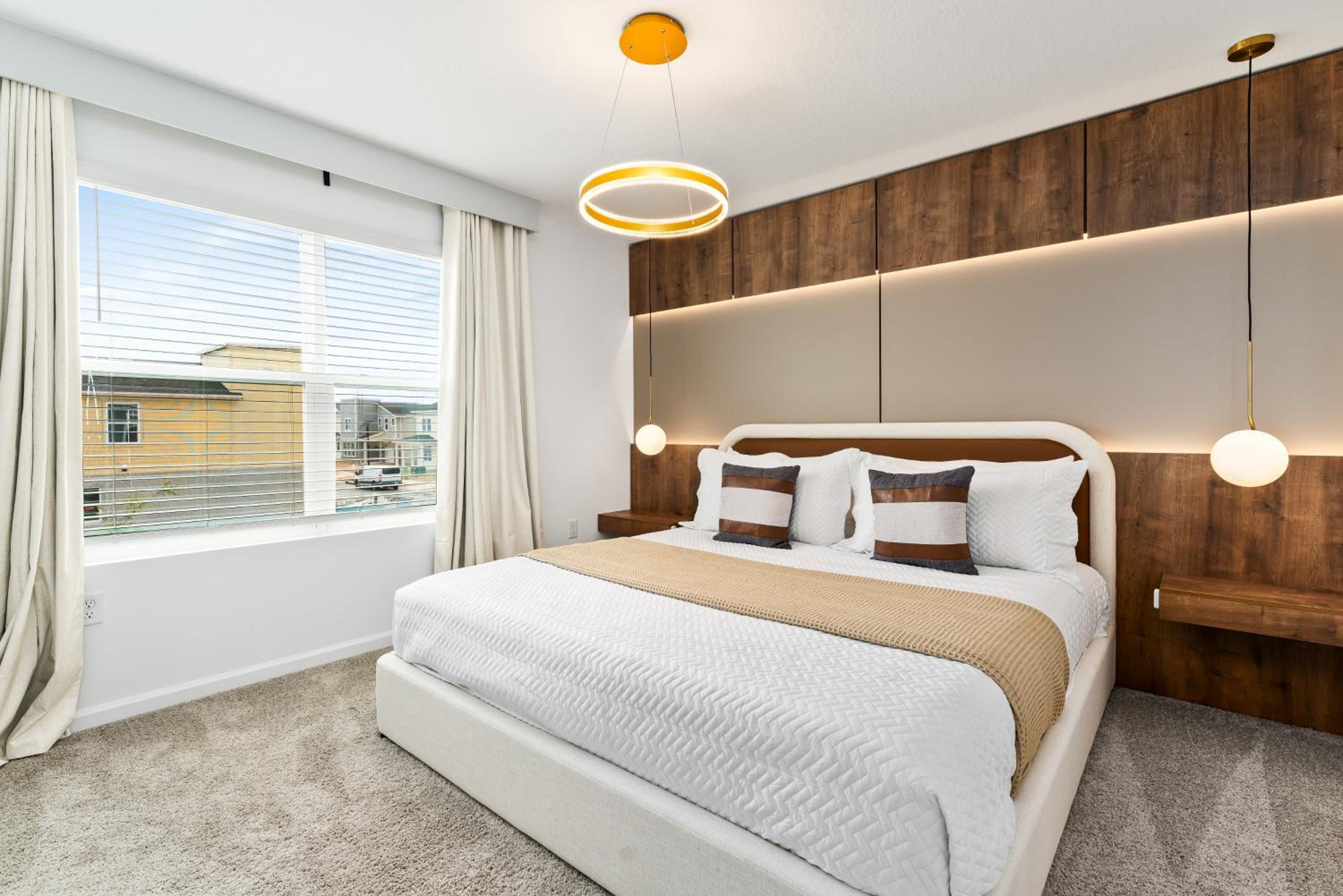 Orlando Oasis: Themed Rooms, Pool & Surf Simulator