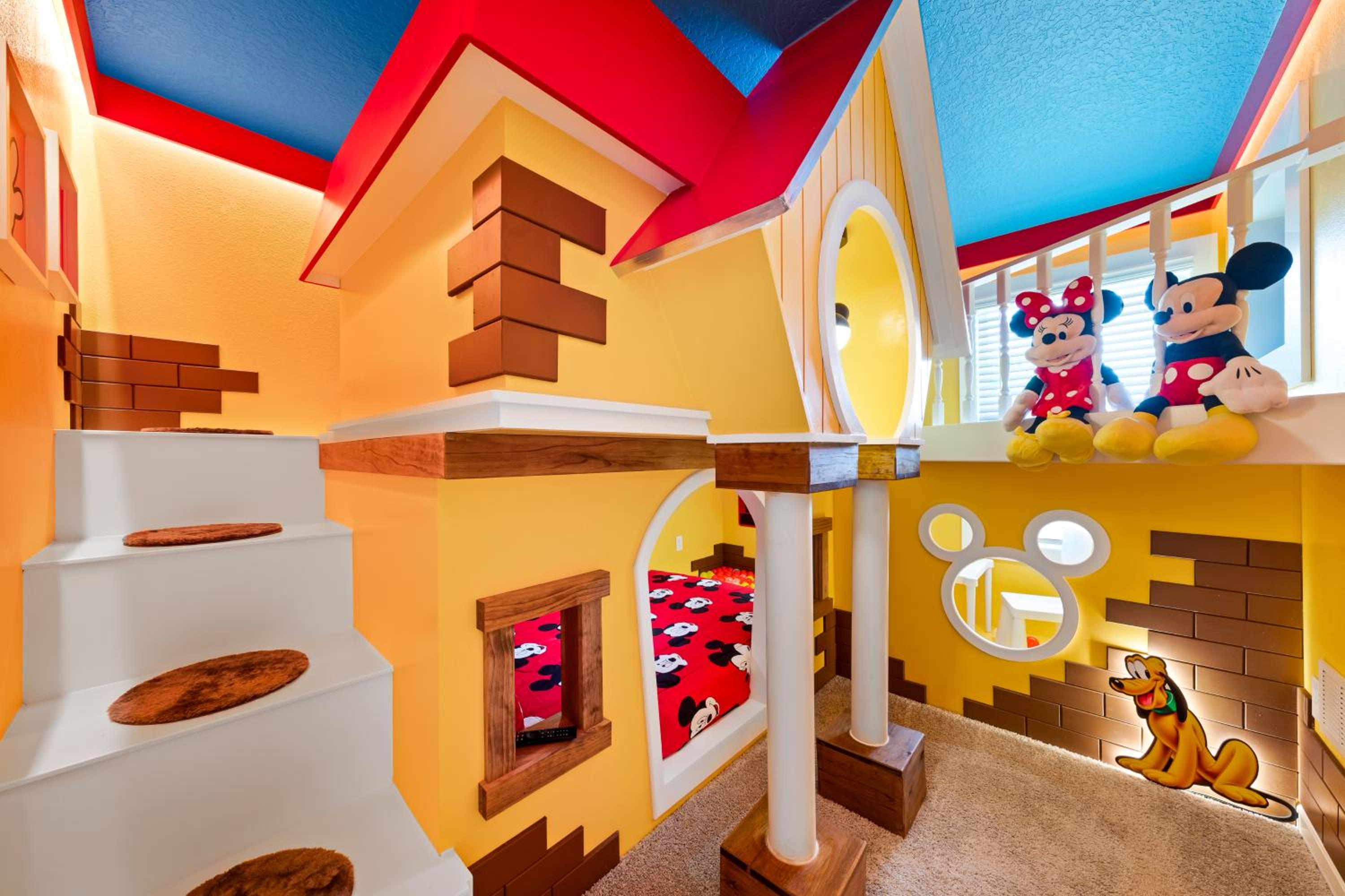 Perfect for children! With Epic Themed Bedrooms