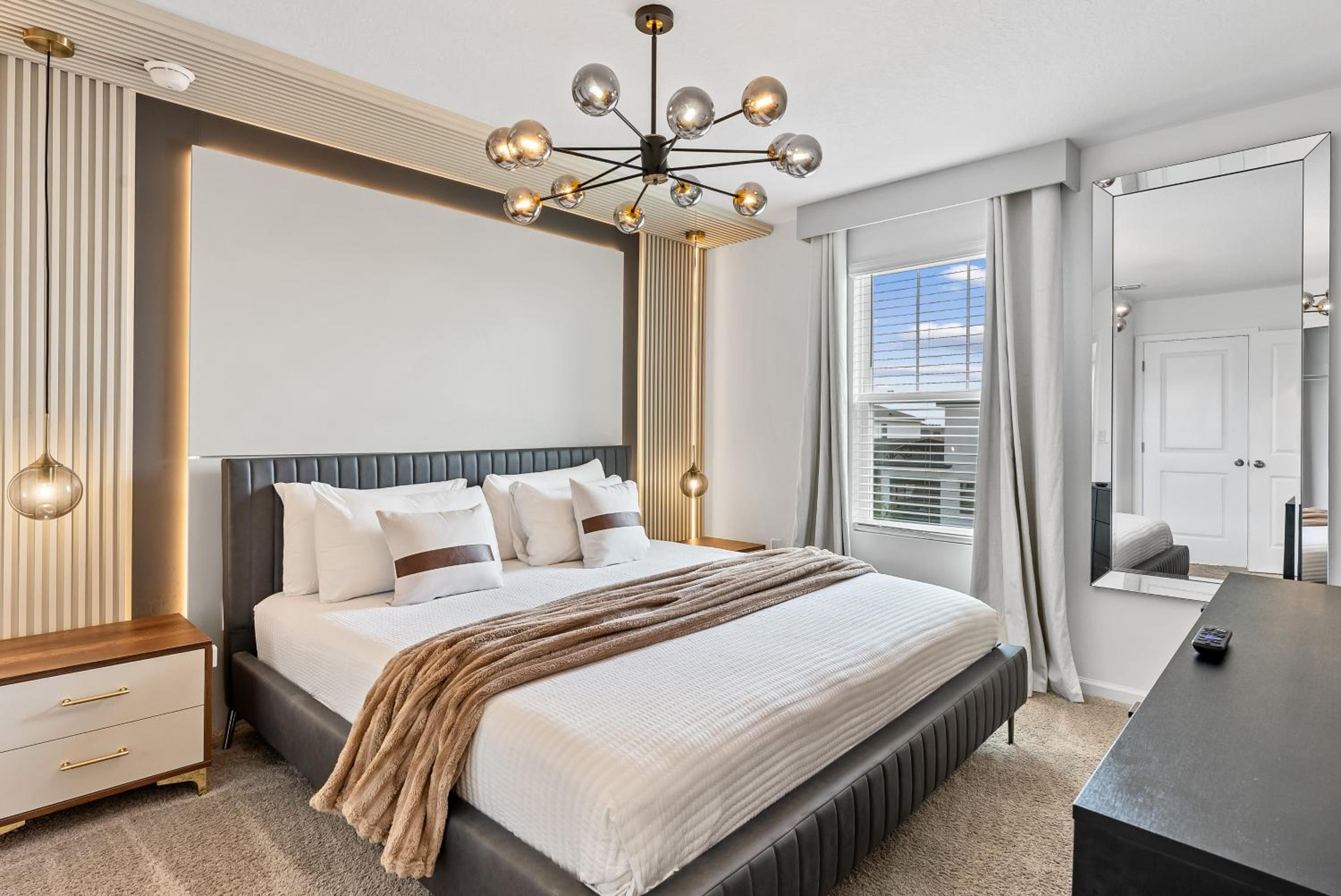 Adventure Escape w Epic Themed Bedrooms and Private Pool