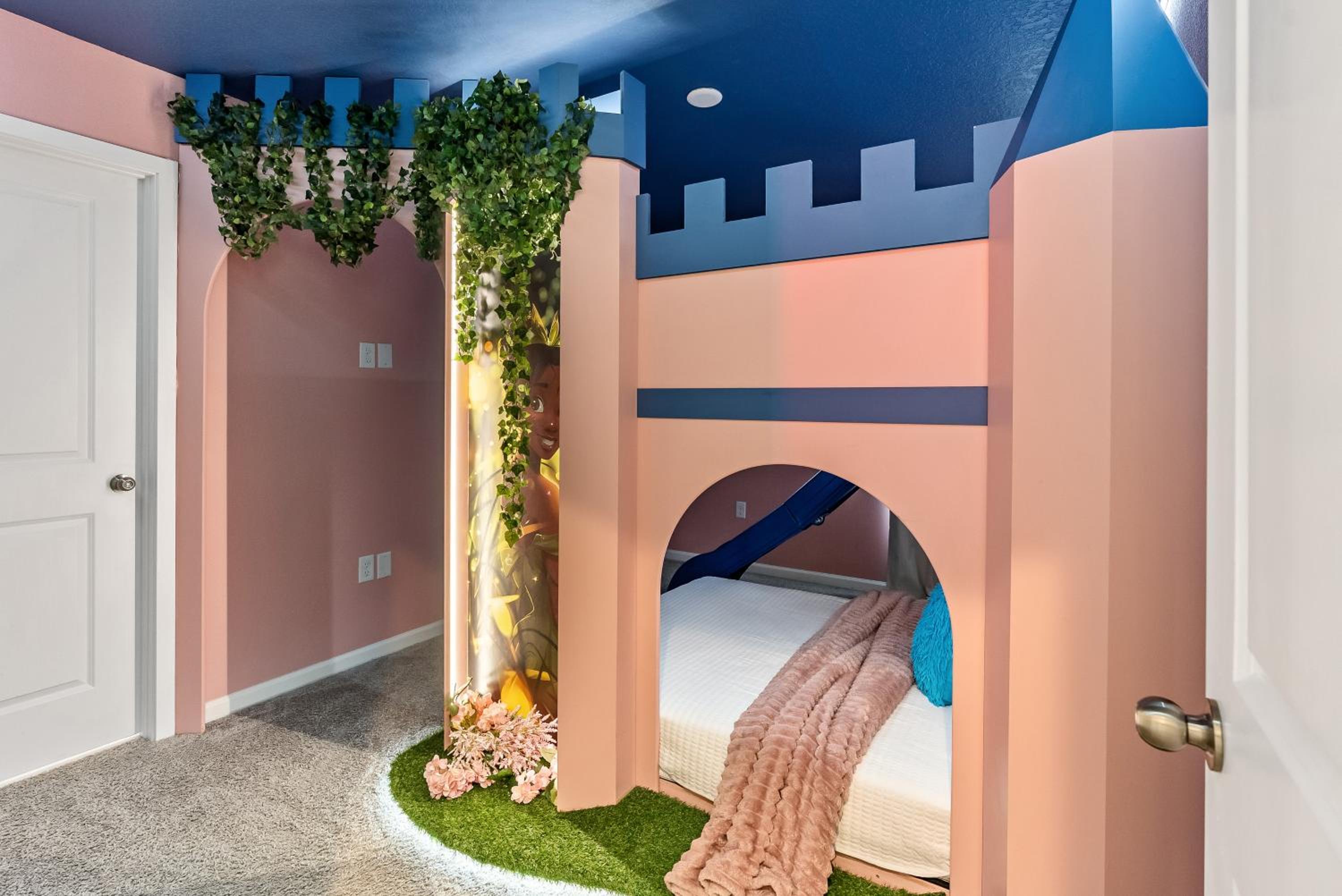 Adventure Escape w Epic Themed Bedrooms and Private Pool