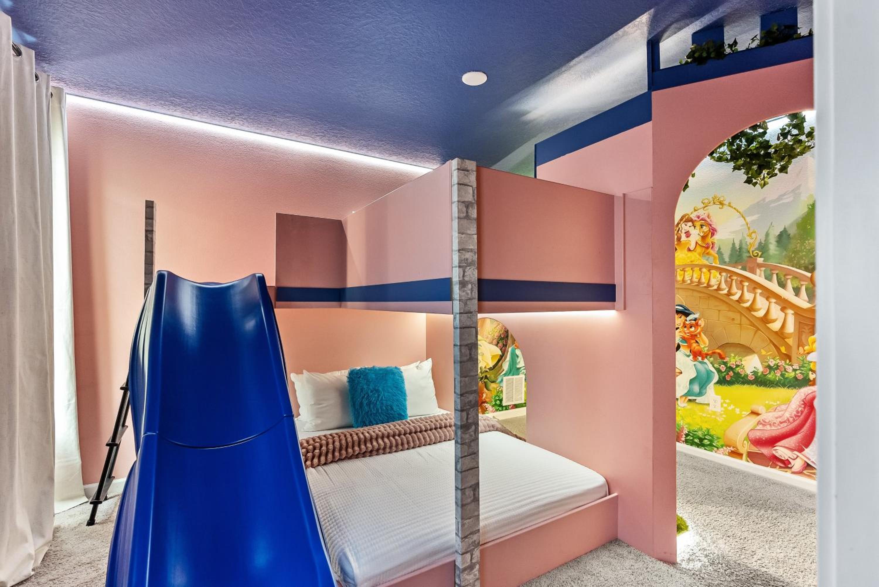 Adventure Escape w Epic Themed Bedrooms and Private Pool