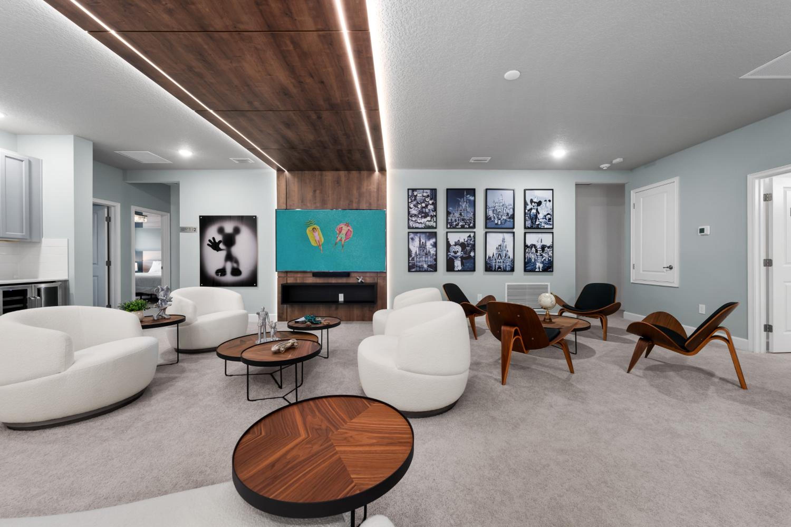 Brand New Modern State of the Art Home! Sleeps 31