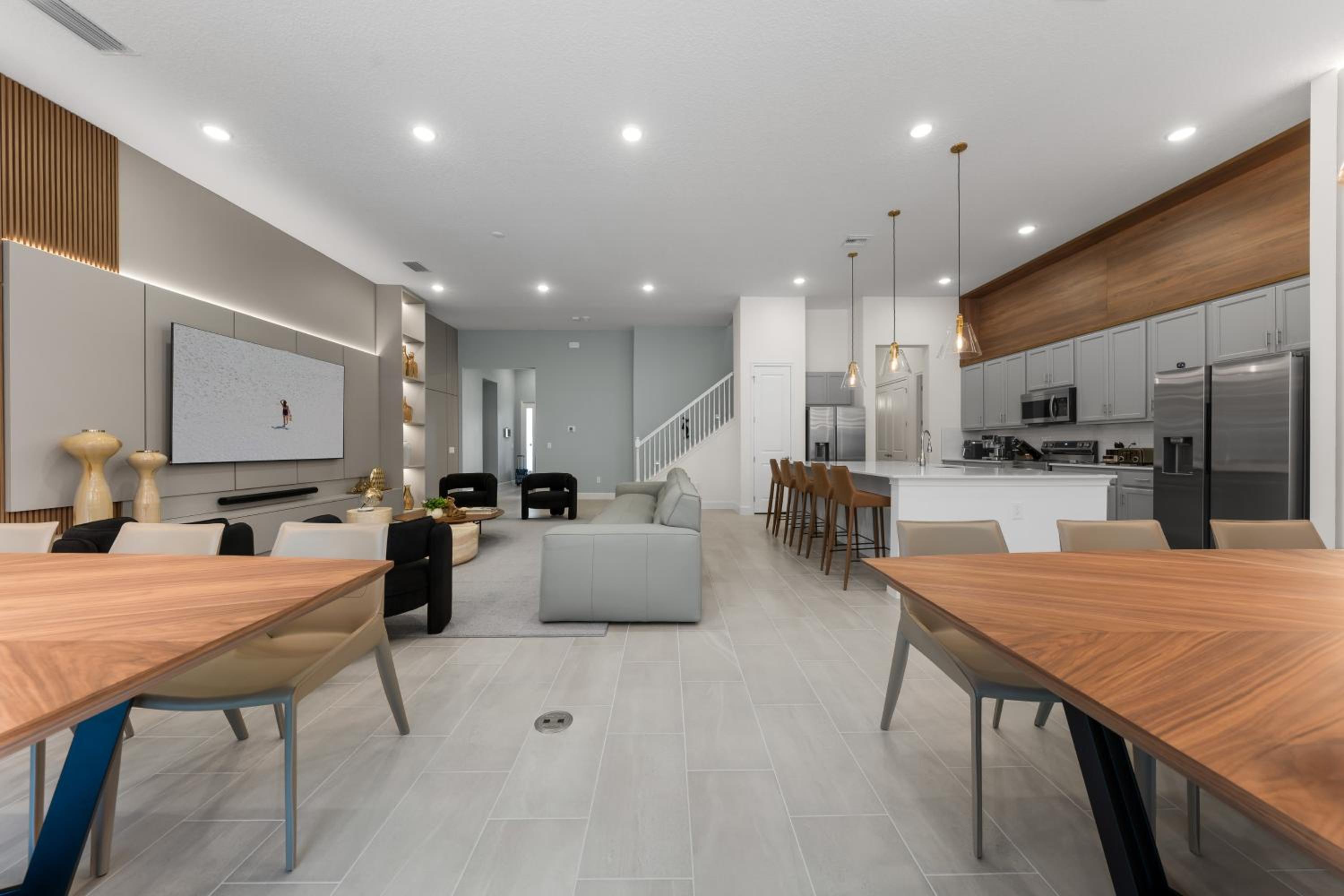 Brand New Modern State of the Art Home! Sleeps 31