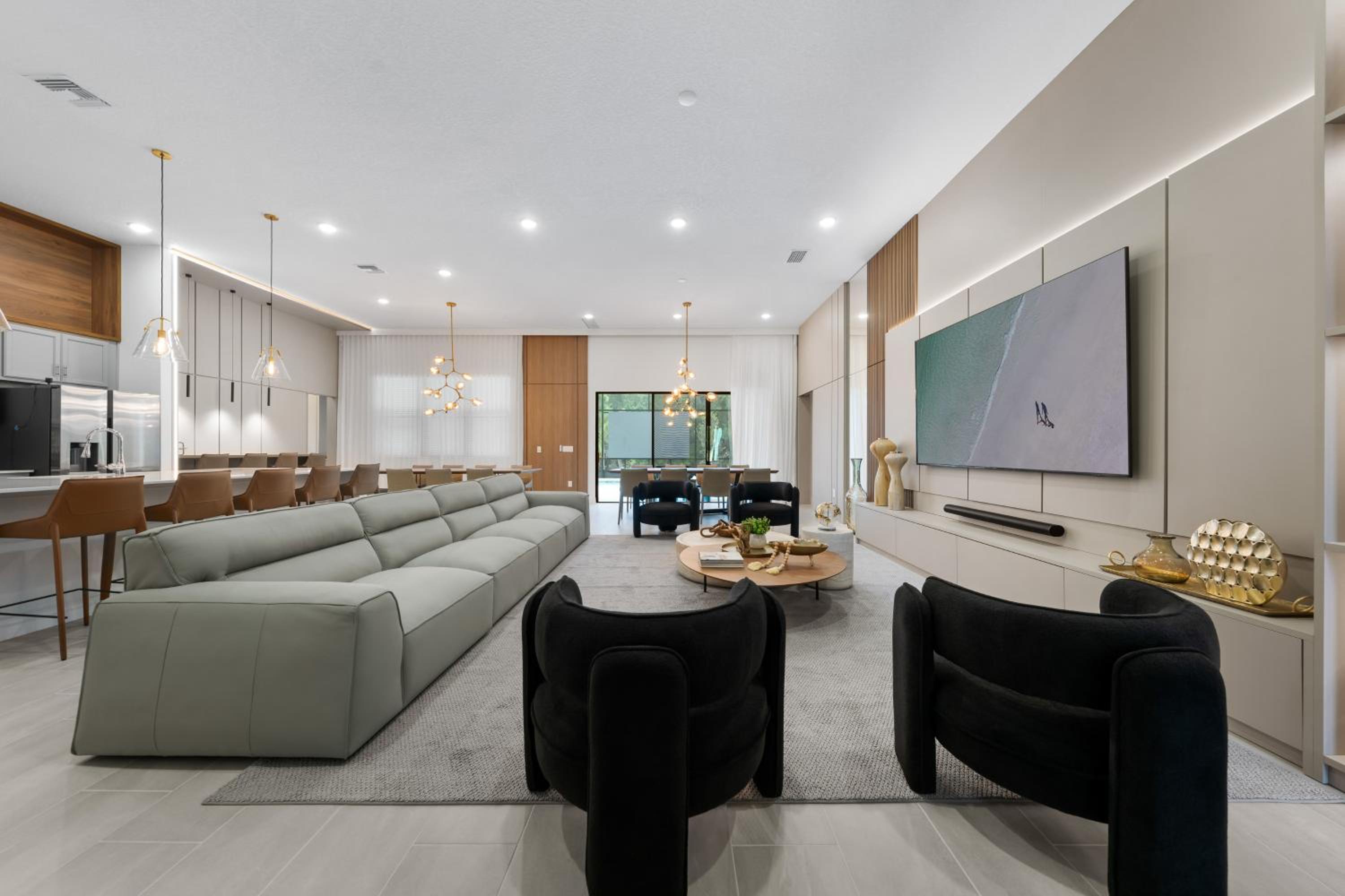 Brand New Modern State of the Art Home! Sleeps 31