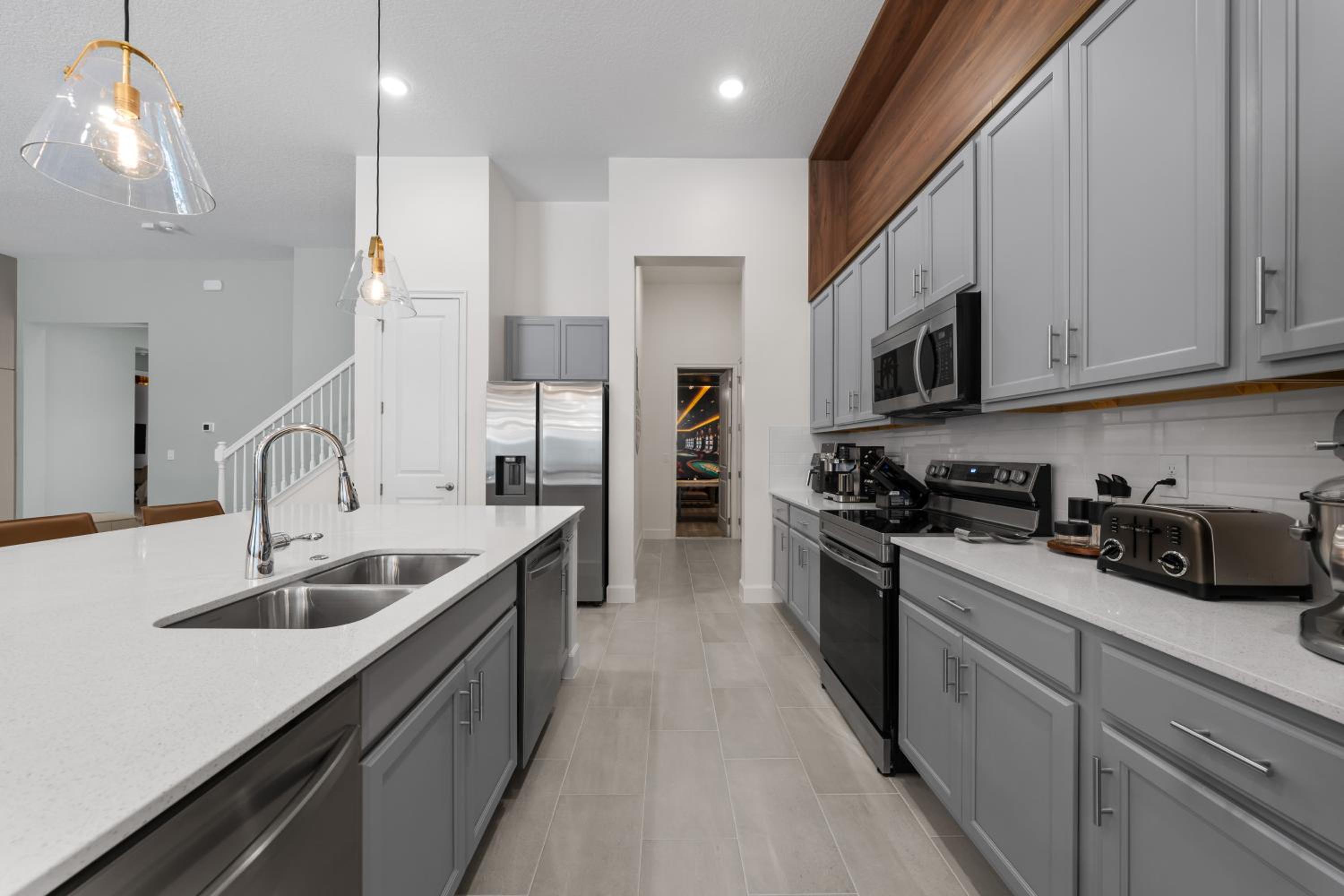 Brand New Modern State of the Art Home! Sleeps 31