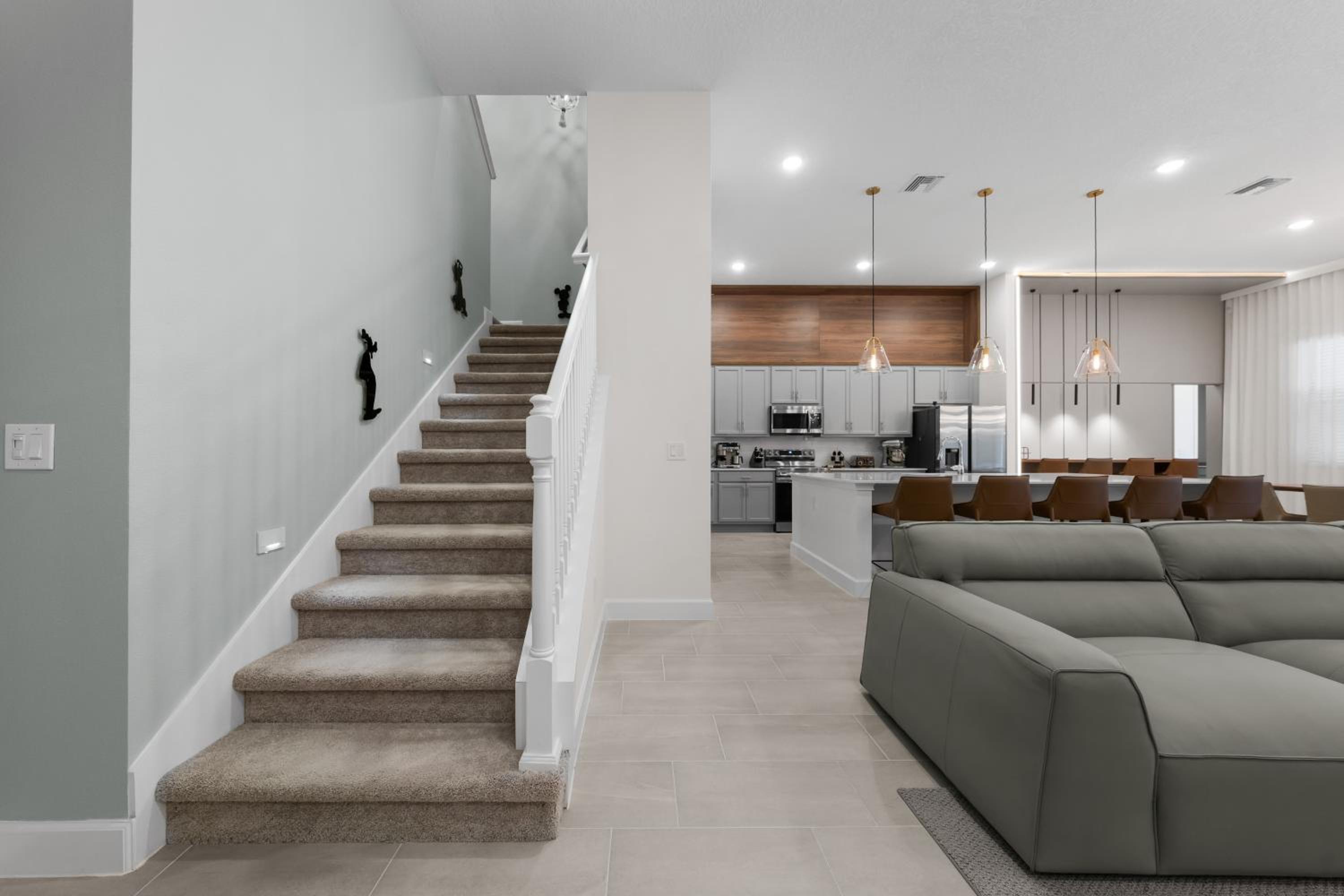 Brand New Modern State of the Art Home! Sleeps 31