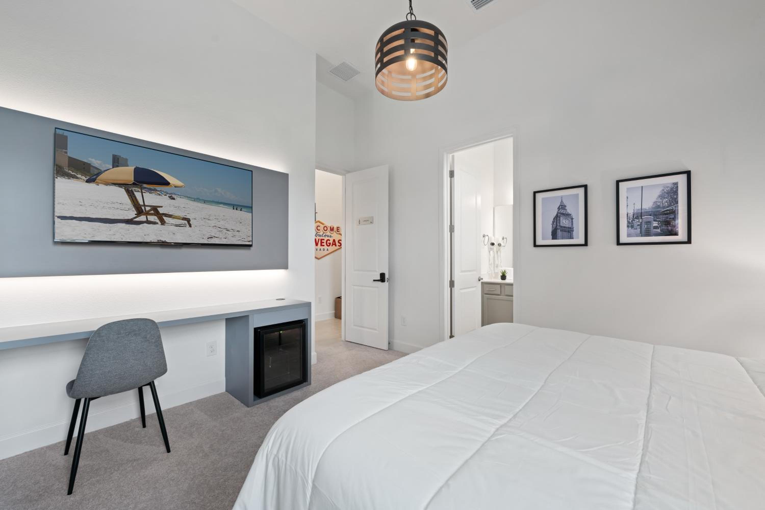 Brand New Modern State of the Art Home! Sleeps 31