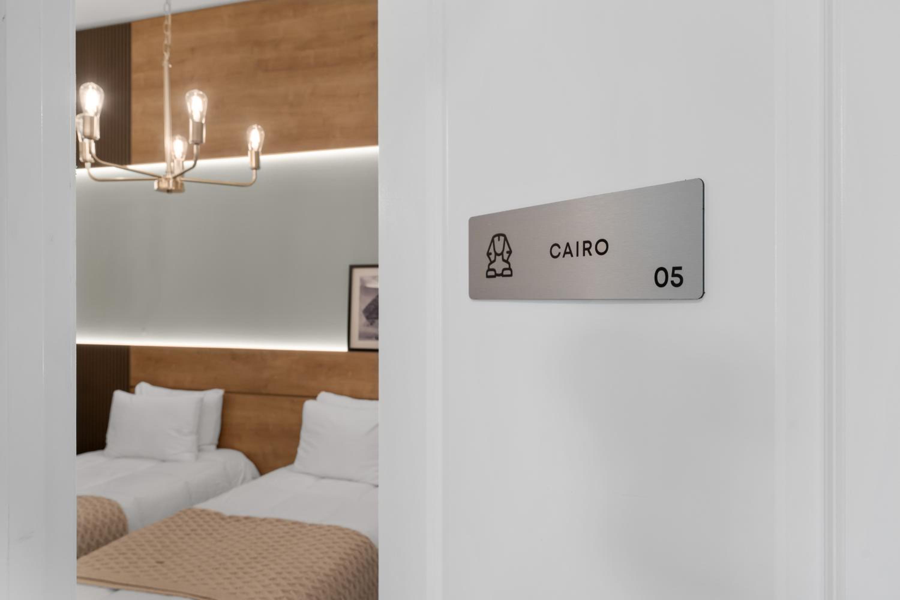 Brand New Modern State of the Art Home! Sleeps 31