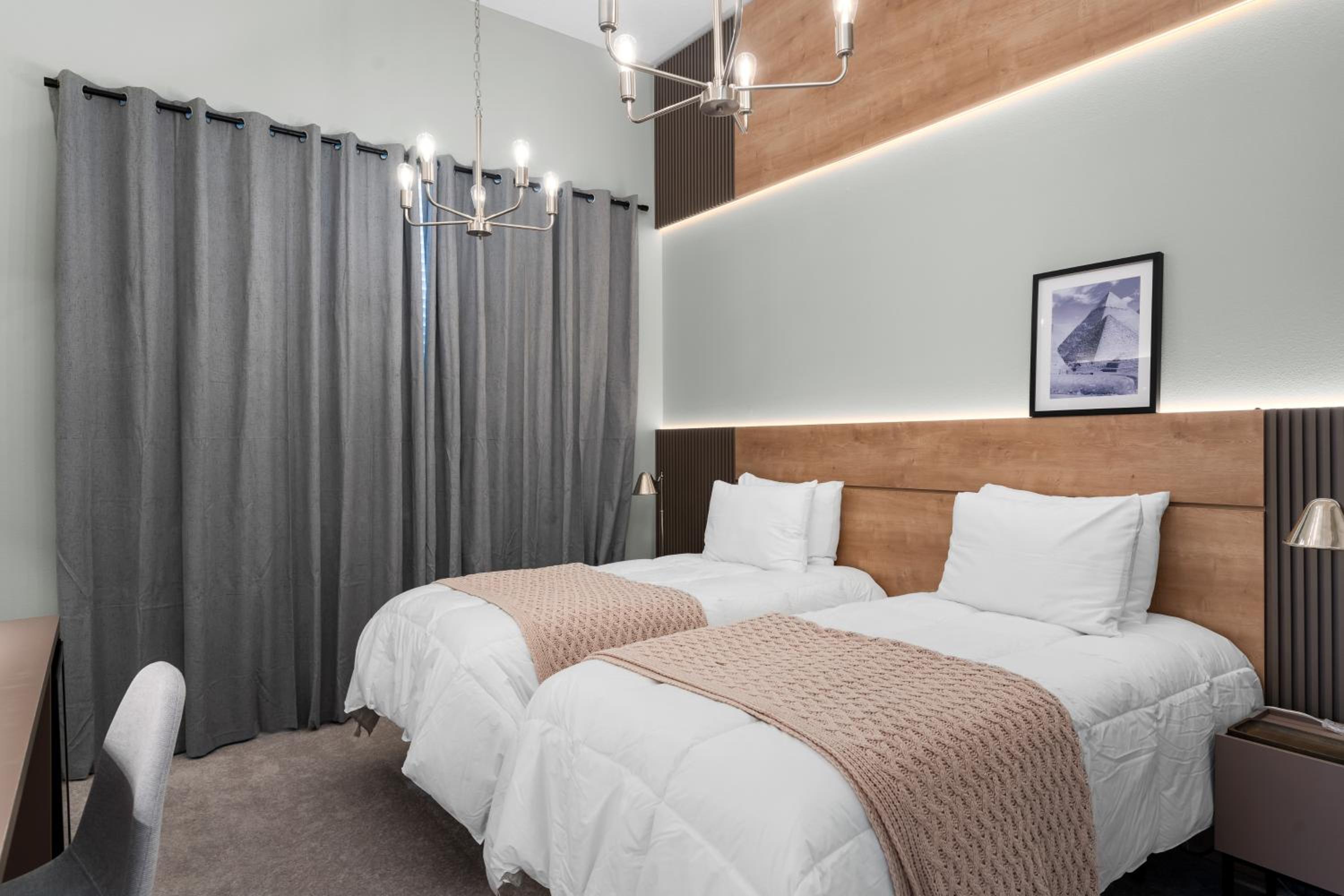 Brand New Modern State of the Art Home! Sleeps 31