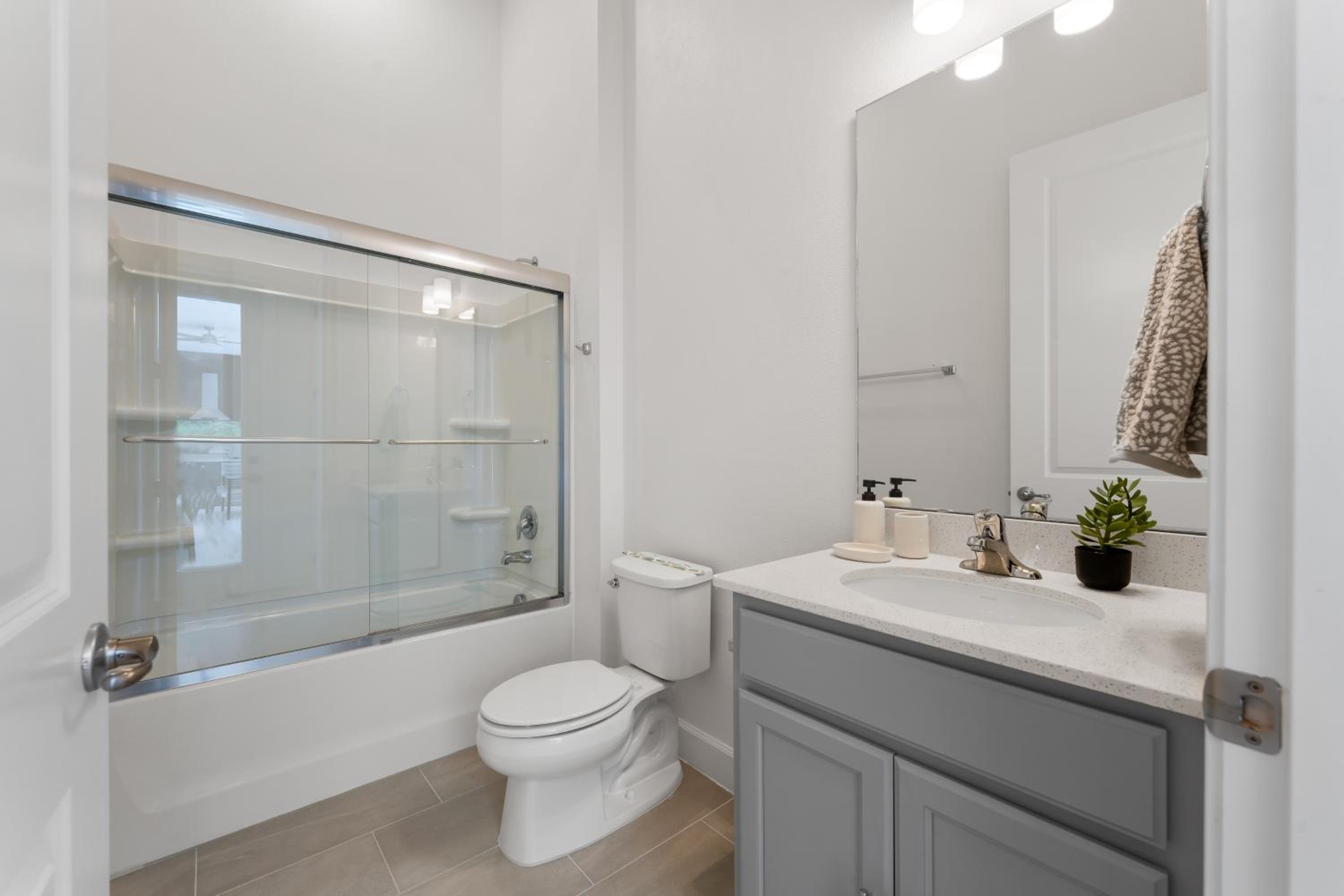 Brand New Modern State of the Art Home! Sleeps 31