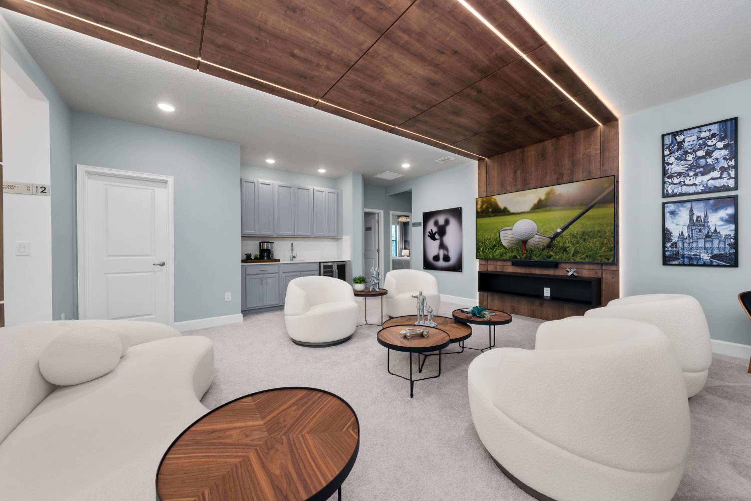Brand New Modern State of the Art Home! Sleeps 31
