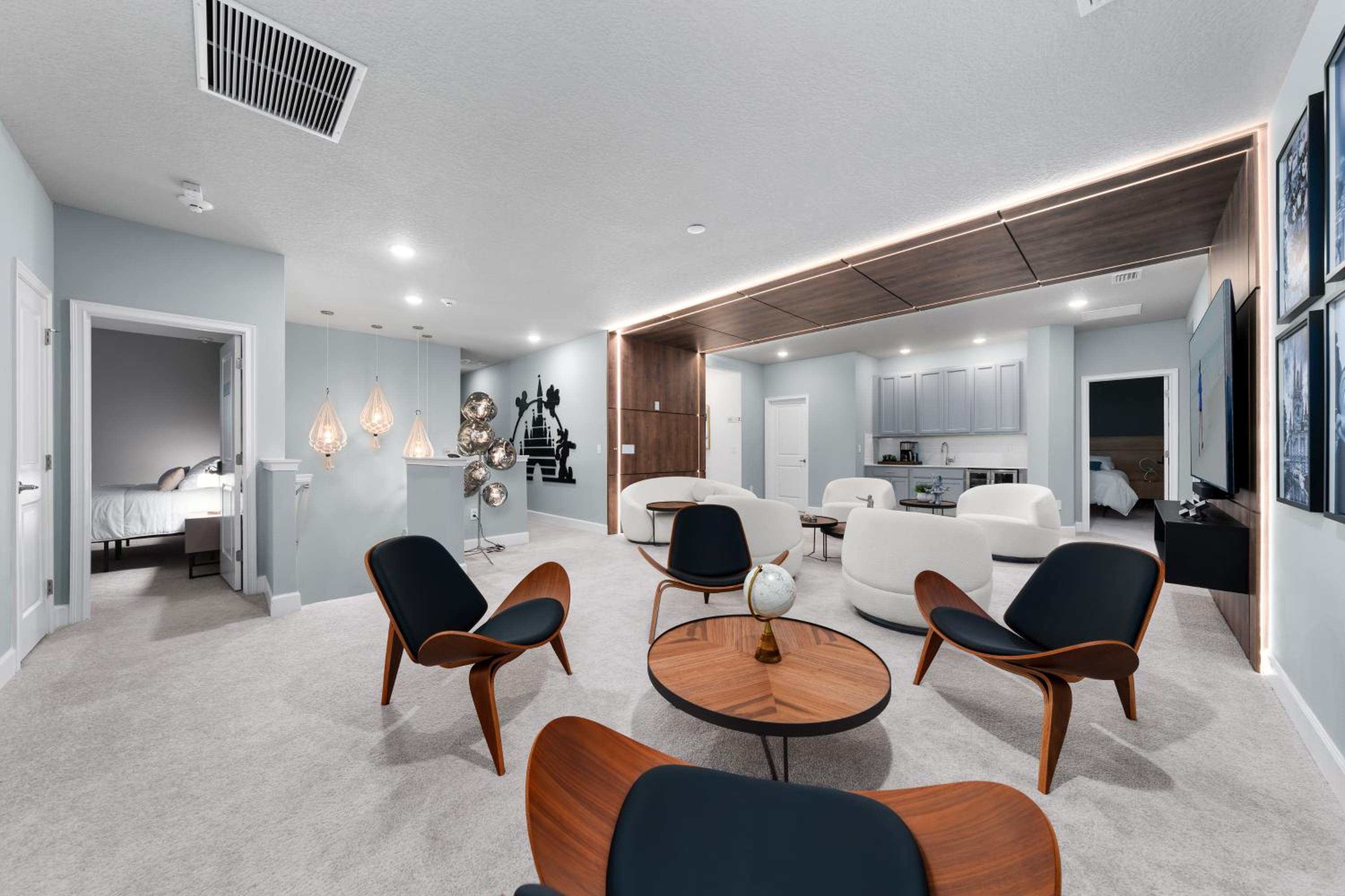 Brand New Modern State of the Art Home! Sleeps 31