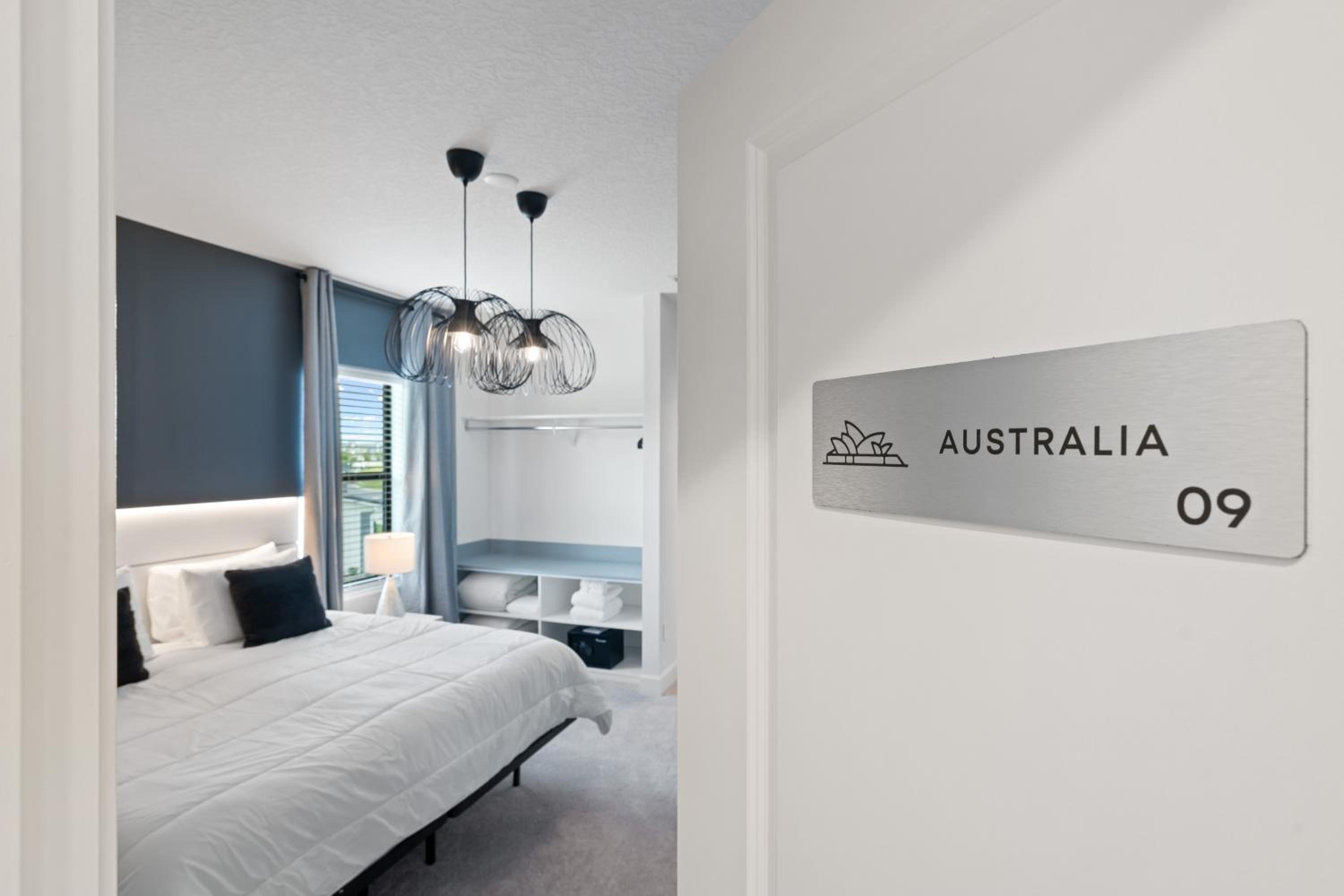 Brand New Modern State of the Art Home! Sleeps 31